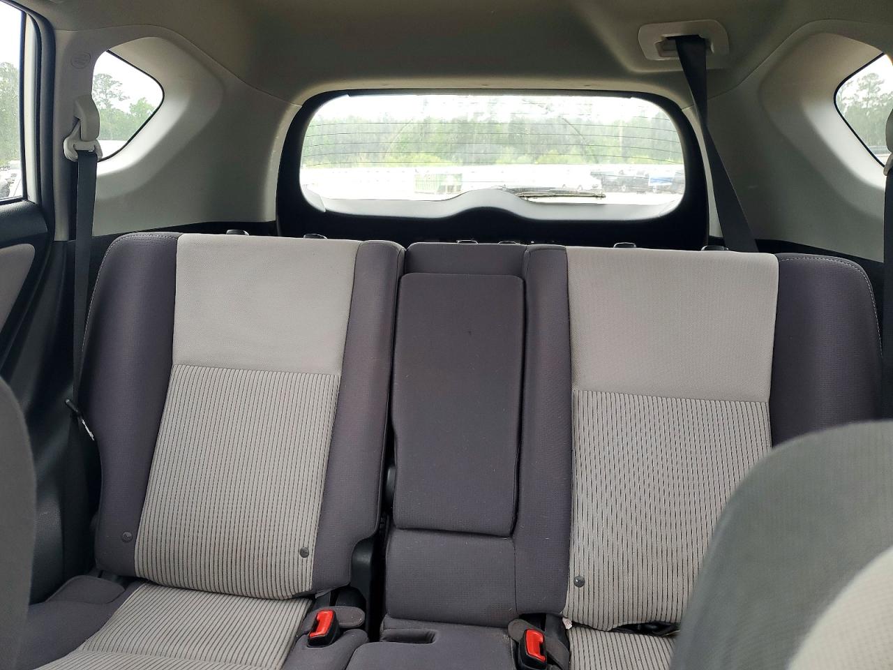 2015 Toyota Rav4 Xle White vin: 2T3RFREVXFW230051