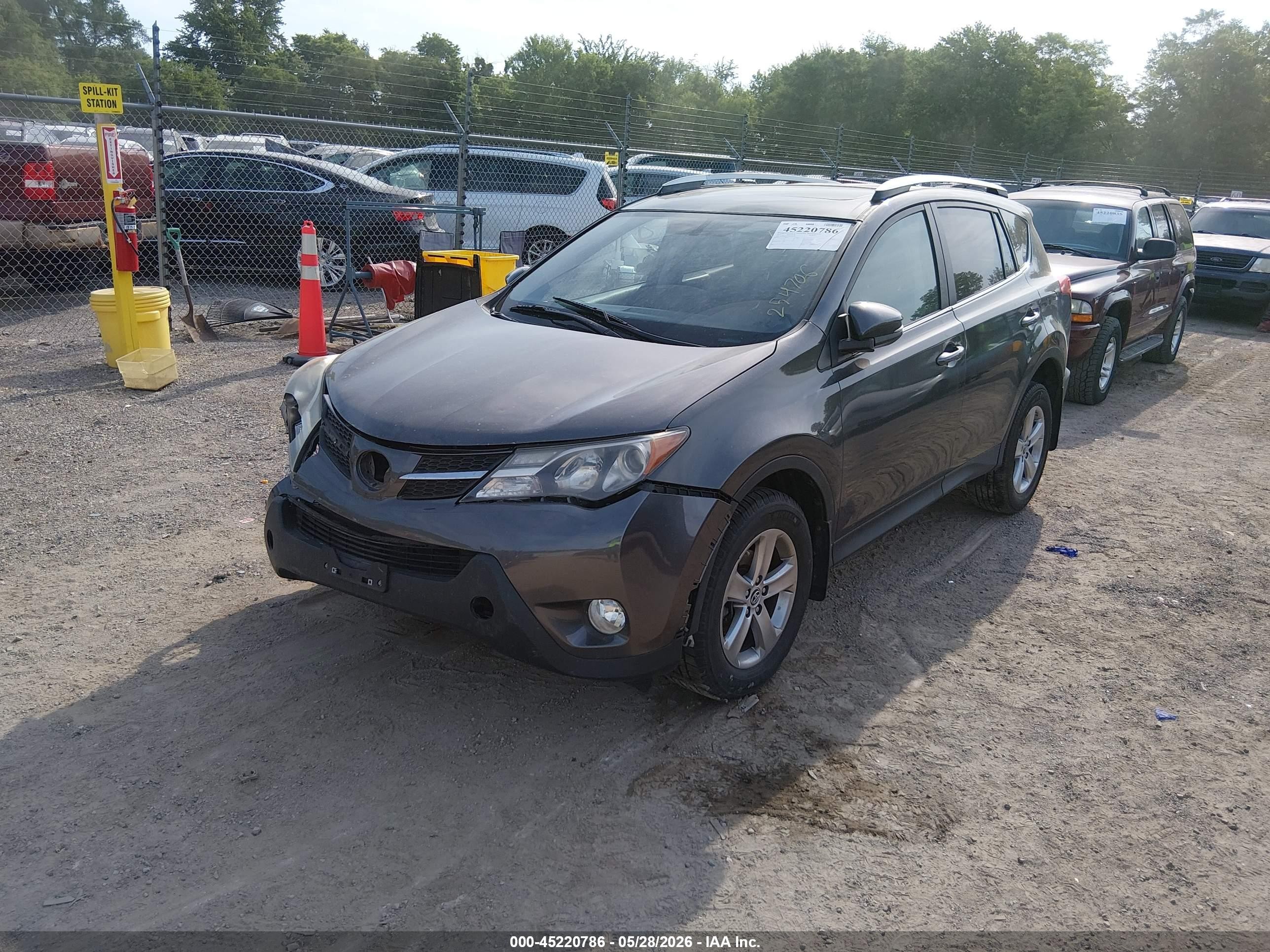 2015 Toyota Rav4 Xle Gray vin: 2T3RFREVXFW254706