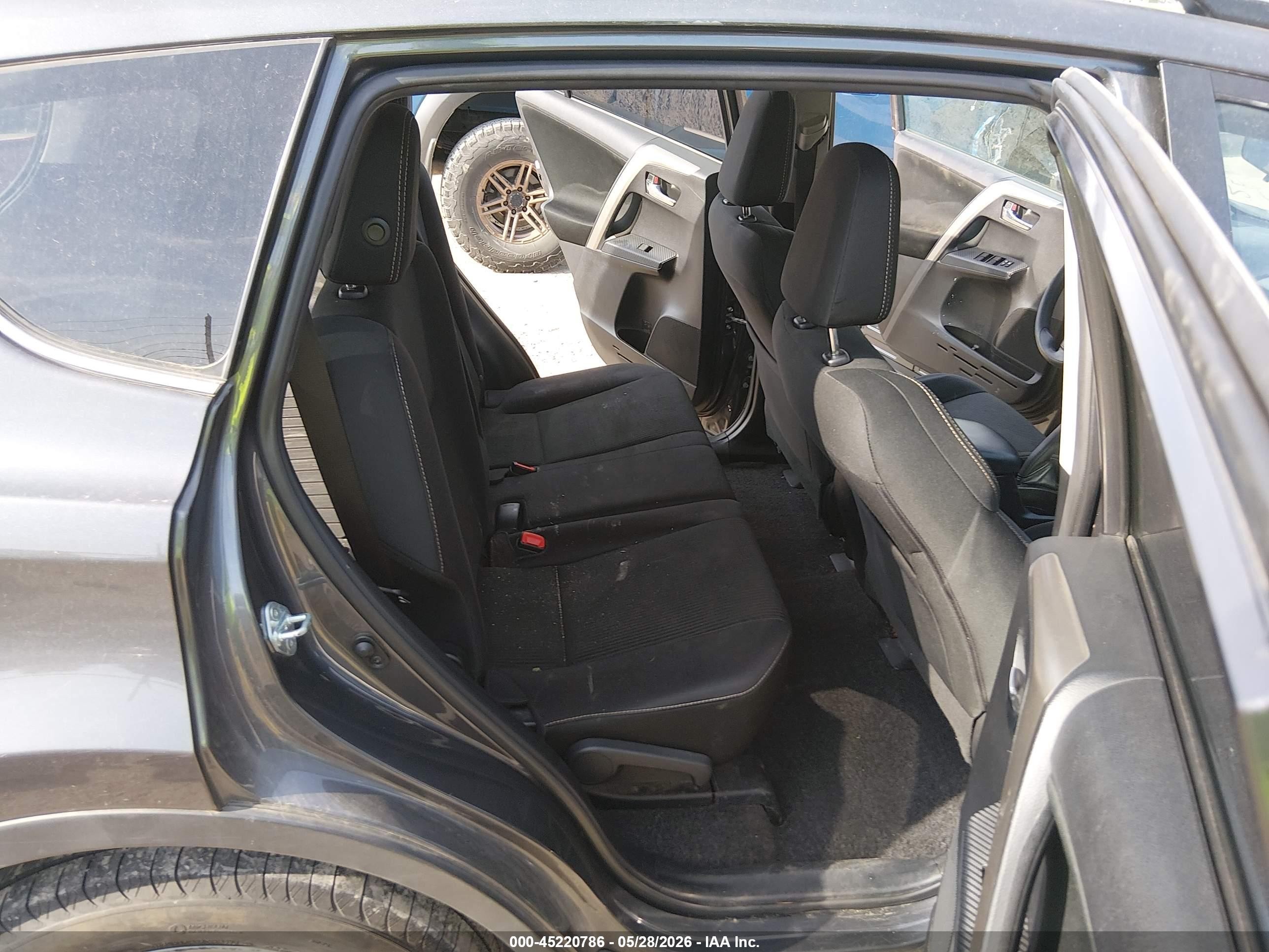 2015 Toyota Rav4 Xle Gray vin: 2T3RFREVXFW254706