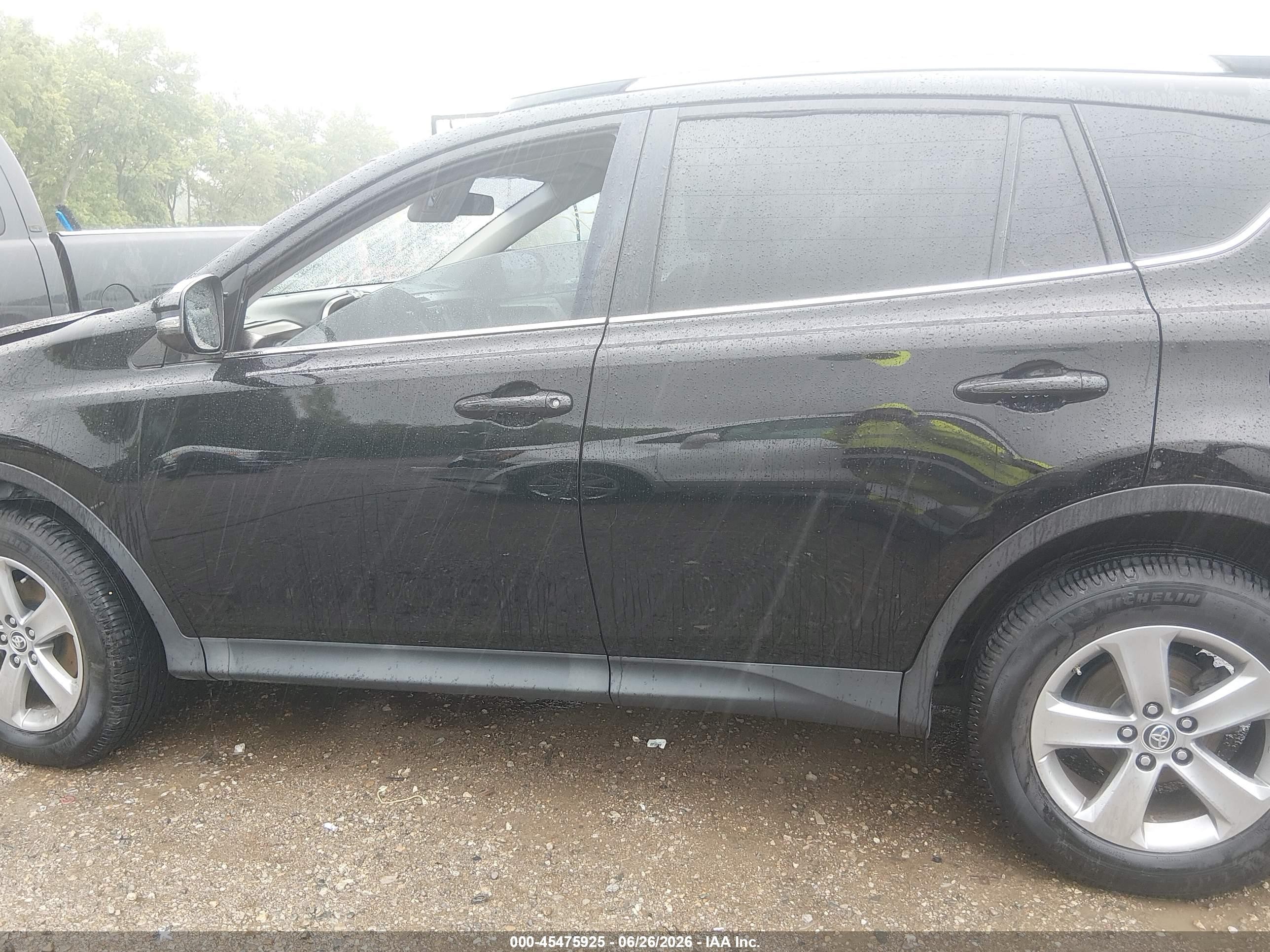2015 Toyota Rav4 Xle Black vin: 2T3RFREVXFW268363