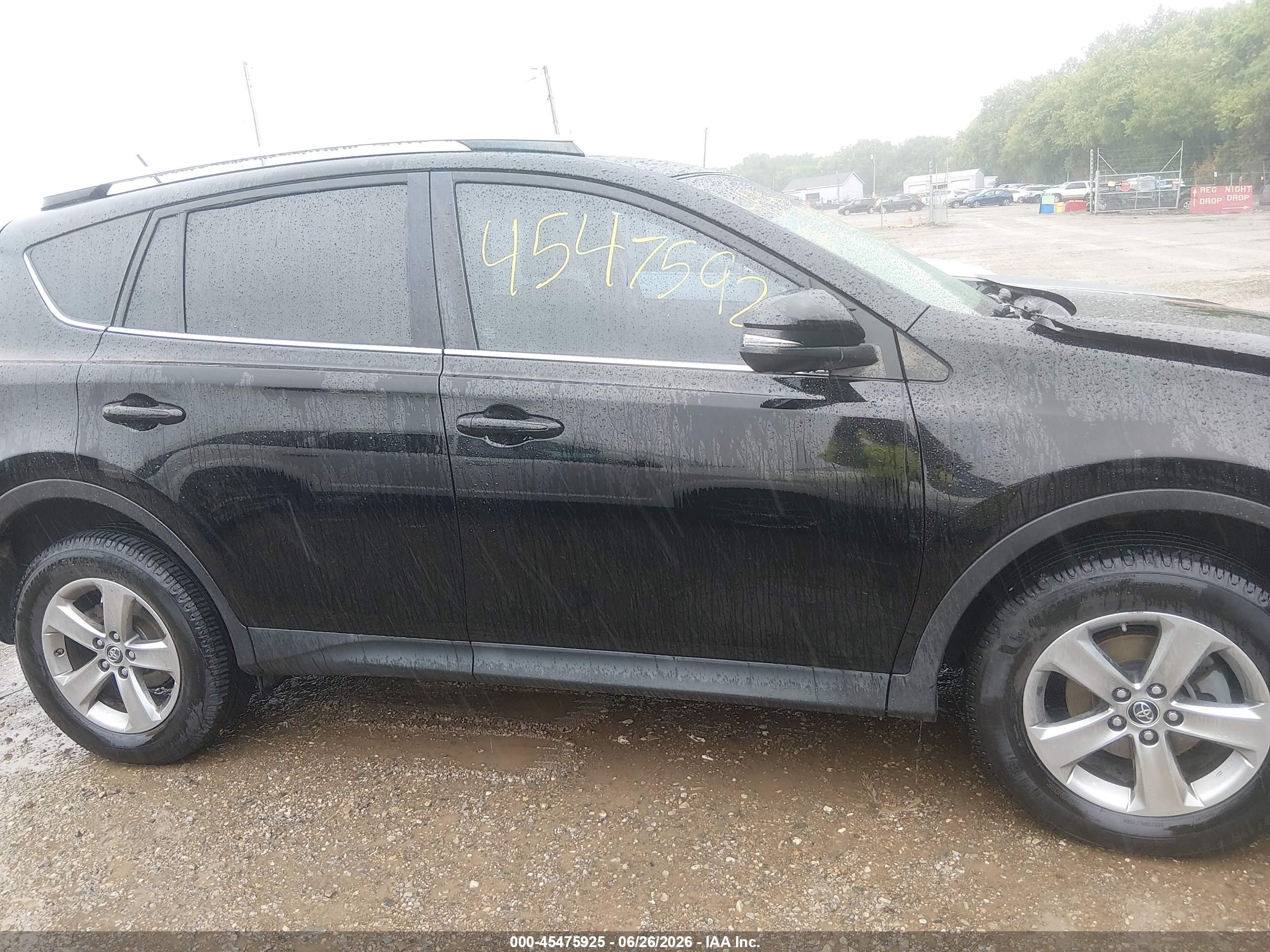 2015 Toyota Rav4 Xle Black vin: 2T3RFREVXFW268363