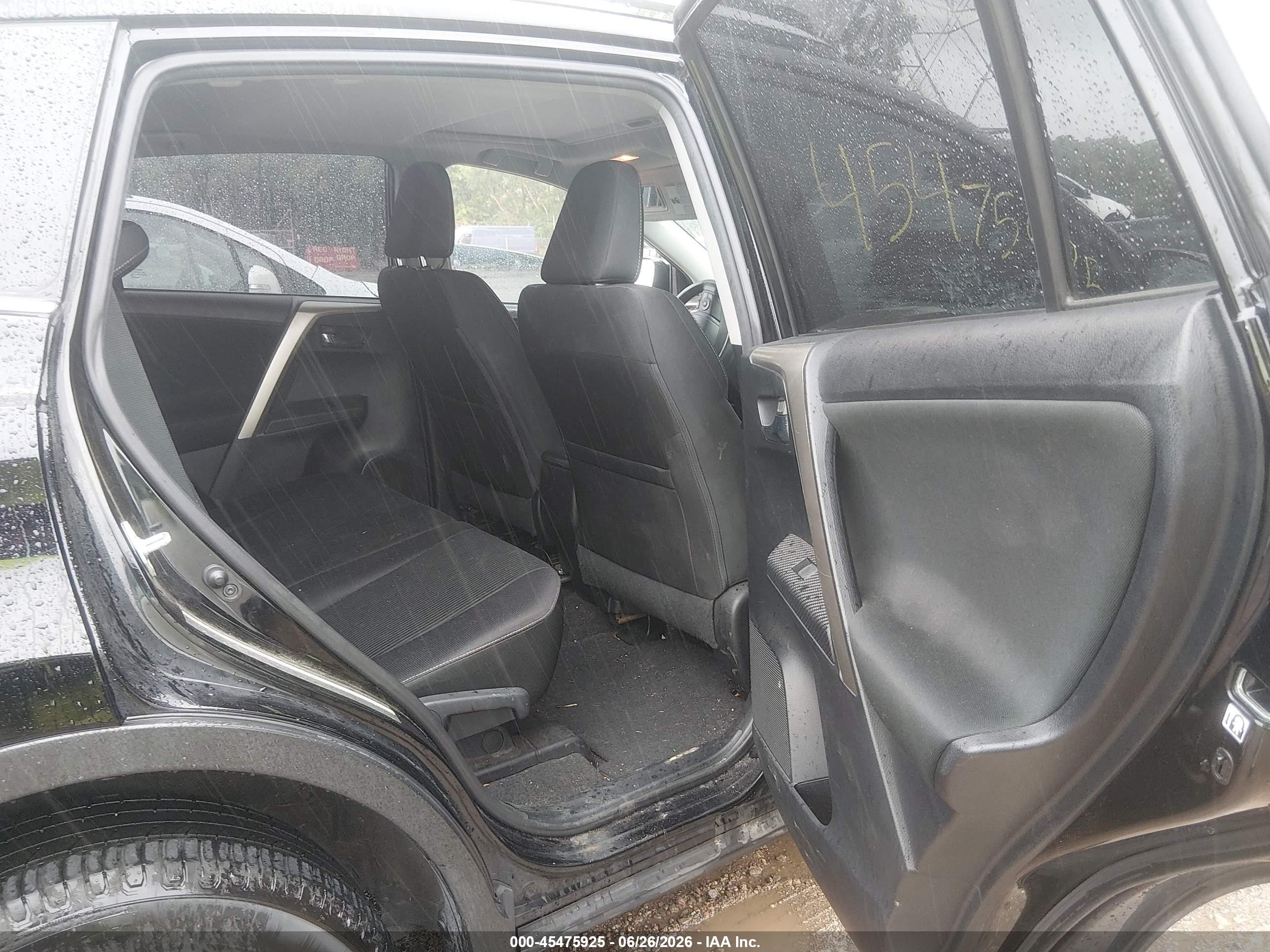 2015 Toyota Rav4 Xle Black vin: 2T3RFREVXFW268363