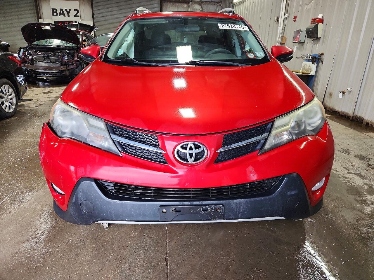 2015 Toyota Rav4 Xle Red vin: 2T3RFREVXFW268606