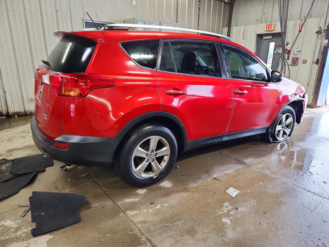 2015 Toyota Rav4 Xle Red vin: 2T3RFREVXFW268606