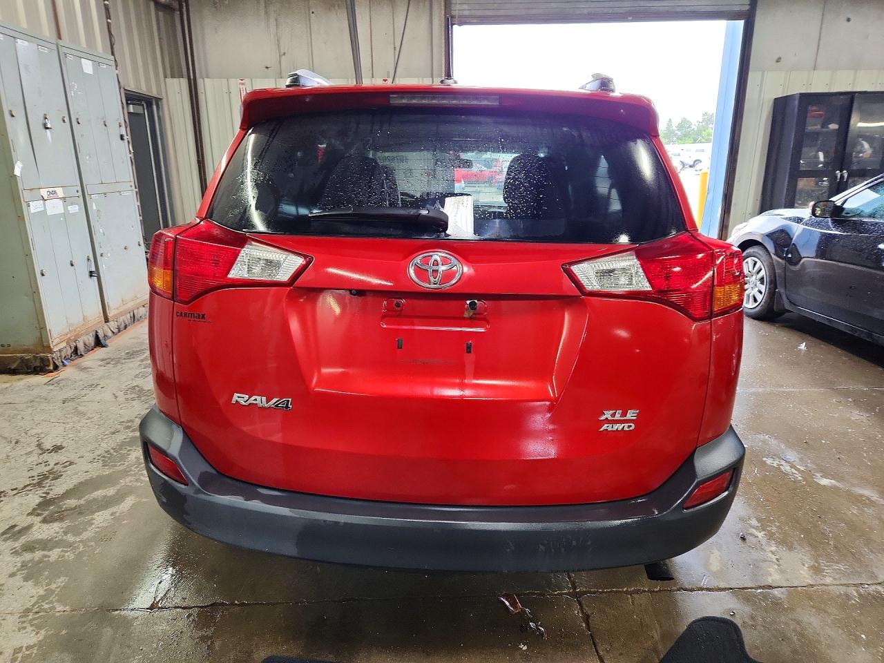 2015 Toyota Rav4 Xle Red vin: 2T3RFREVXFW268606