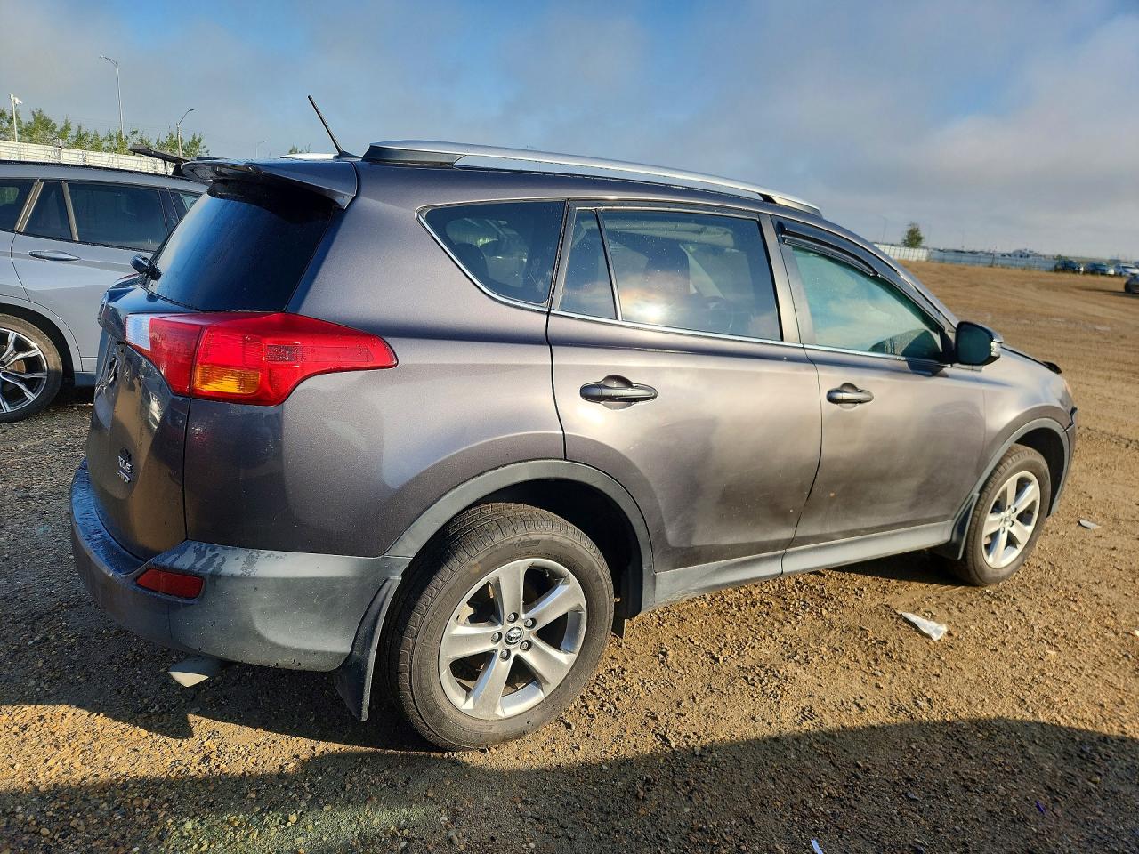 2015 Toyota Rav4 Xle Gray vin: 2T3RFREVXFW359309