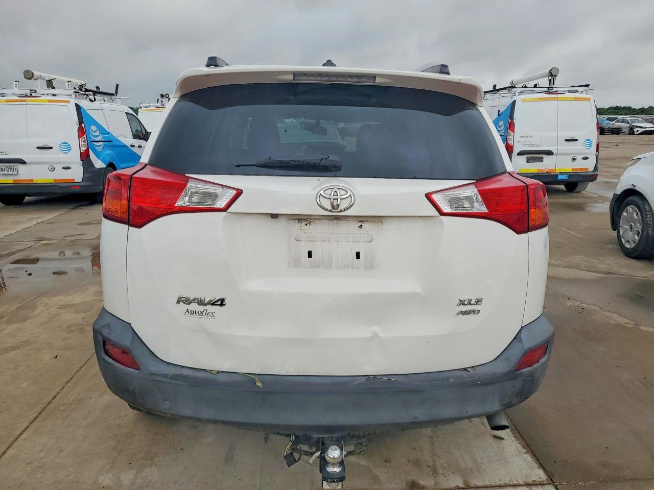 2015 Toyota Rav4 Xle White vin: 2T3RFREVXFW378670