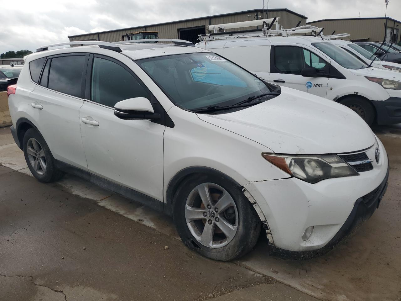 2015 Toyota Rav4 Xle White vin: 2T3RFREVXFW378670 Damage: Right Front Door, Multiple Scratches Heavy, 4