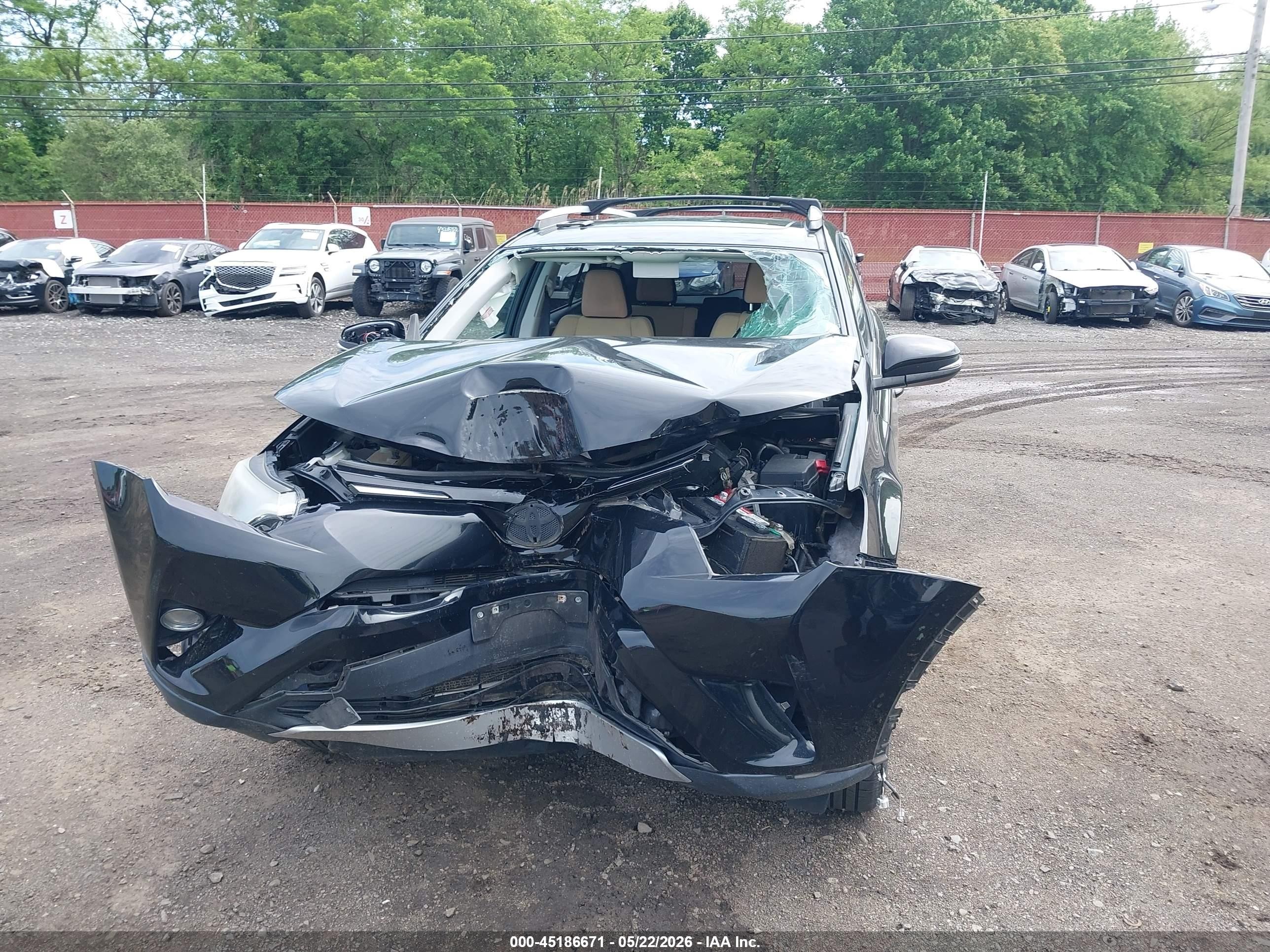 2016 Toyota Rav4 Xle Черный vin: 2T3RFREVXGW461002
