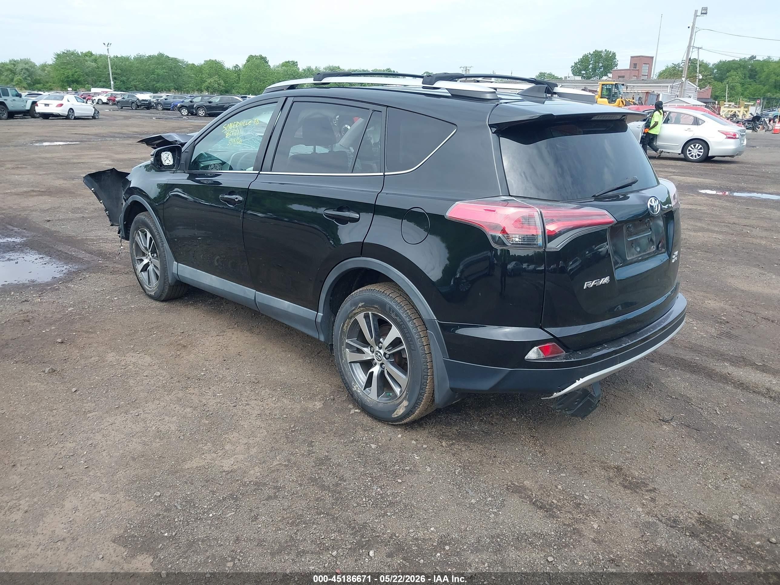 2016 Toyota Rav4 Xle Черный vin: 2T3RFREVXGW461002
