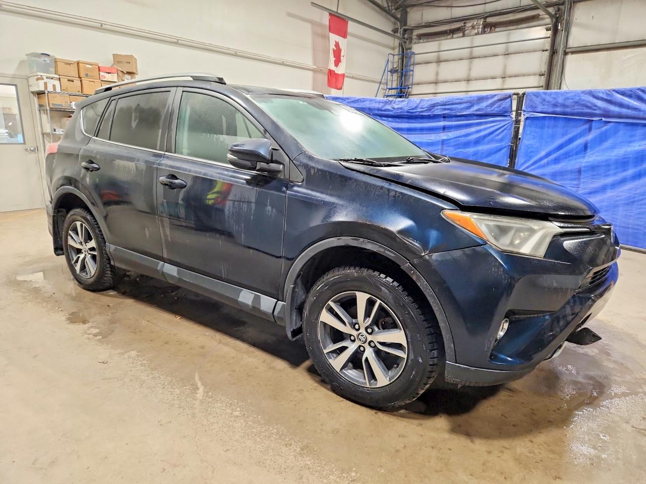 2017 Toyota Rav4 Xle Синий vin: 2T3RFREVXHW567077