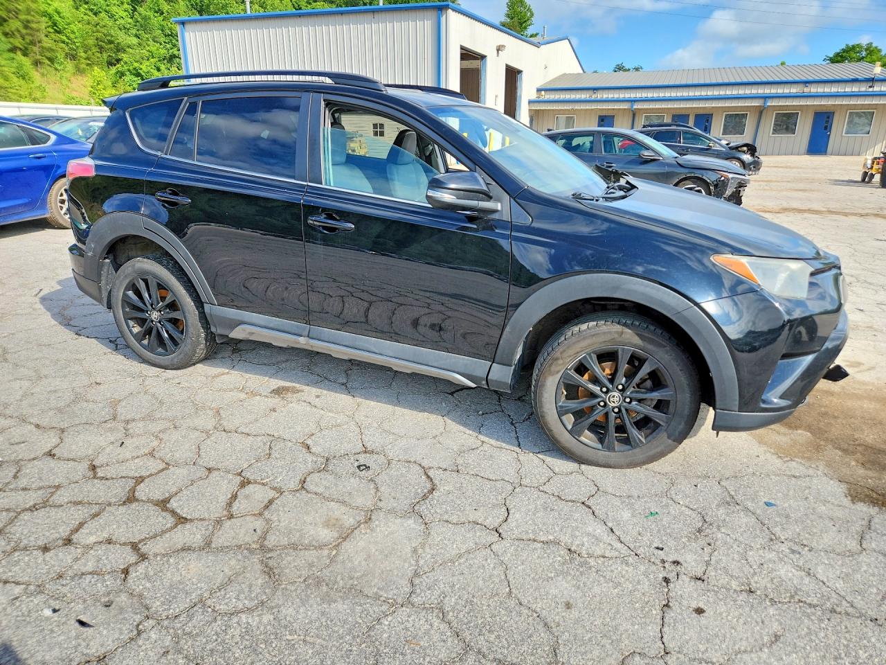 2018 Toyota Rav4 Adventure Черный vin: 2T3RFREVXJW747827