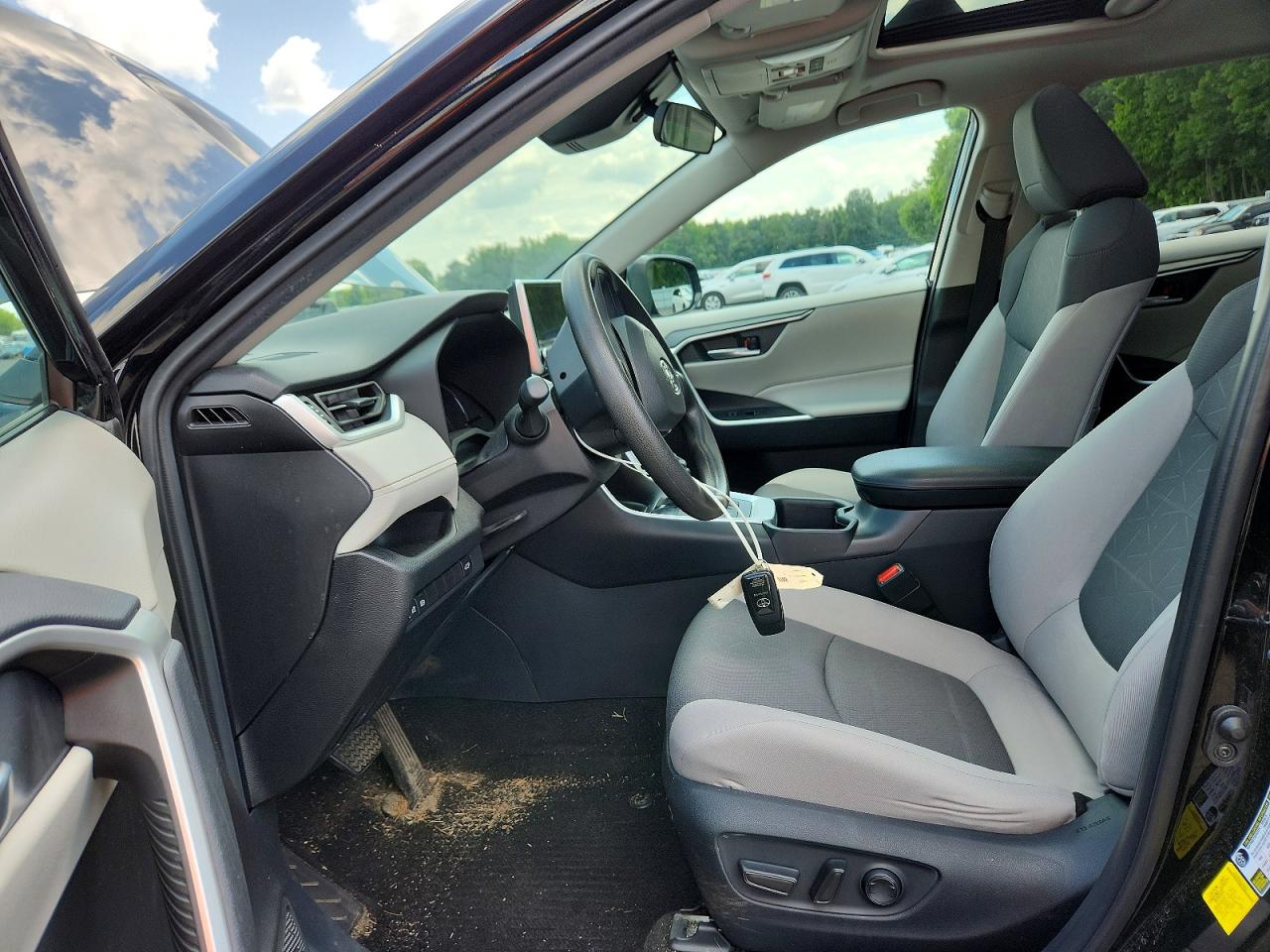 2025 Toyota Rav4 Hybrid Xle Black vin: 2T3RWRFV0SW261074