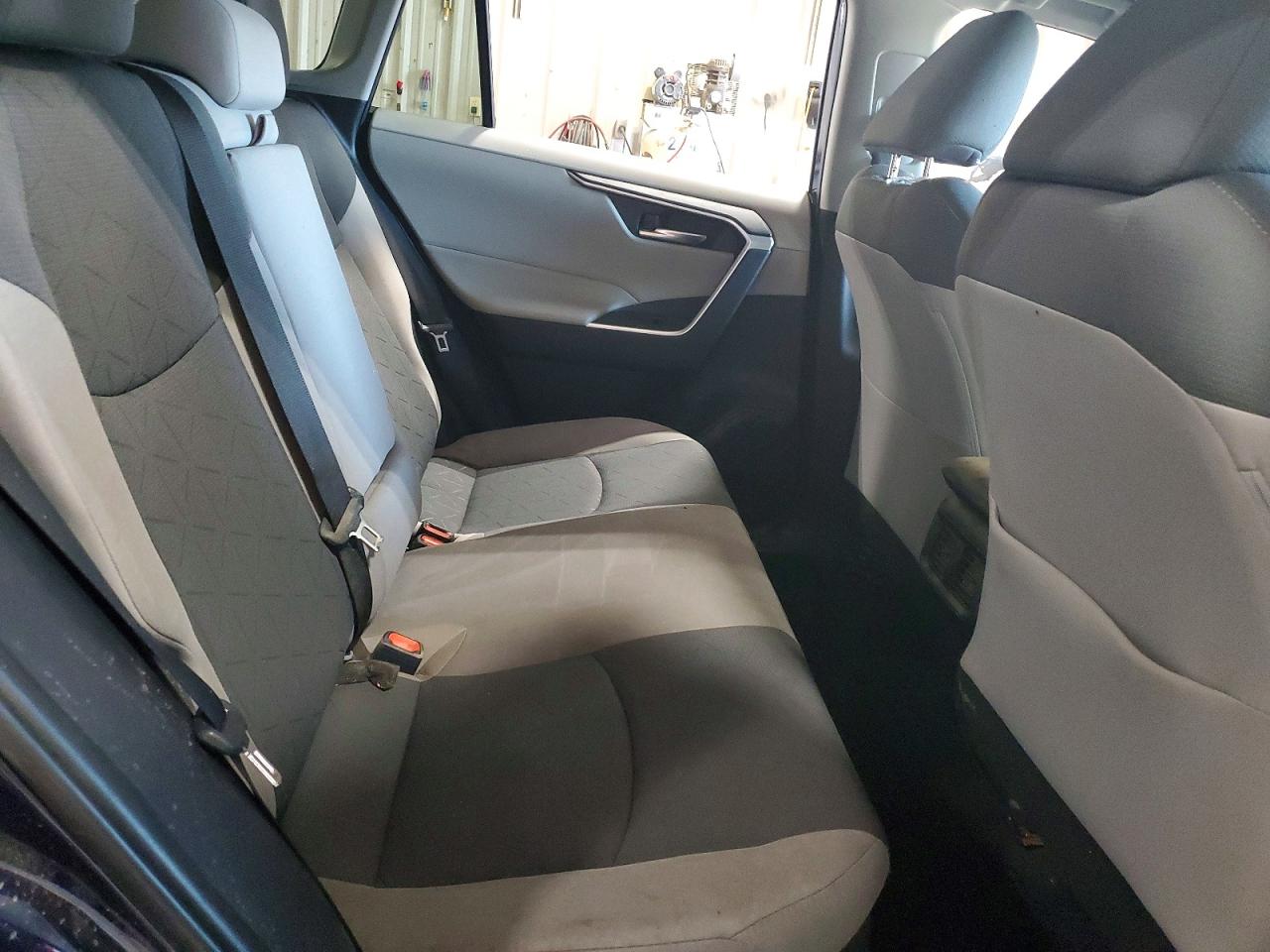 2019 Toyota Rav4 Hybrid Xle Blue vin: 2T3RWRFV4KW025835