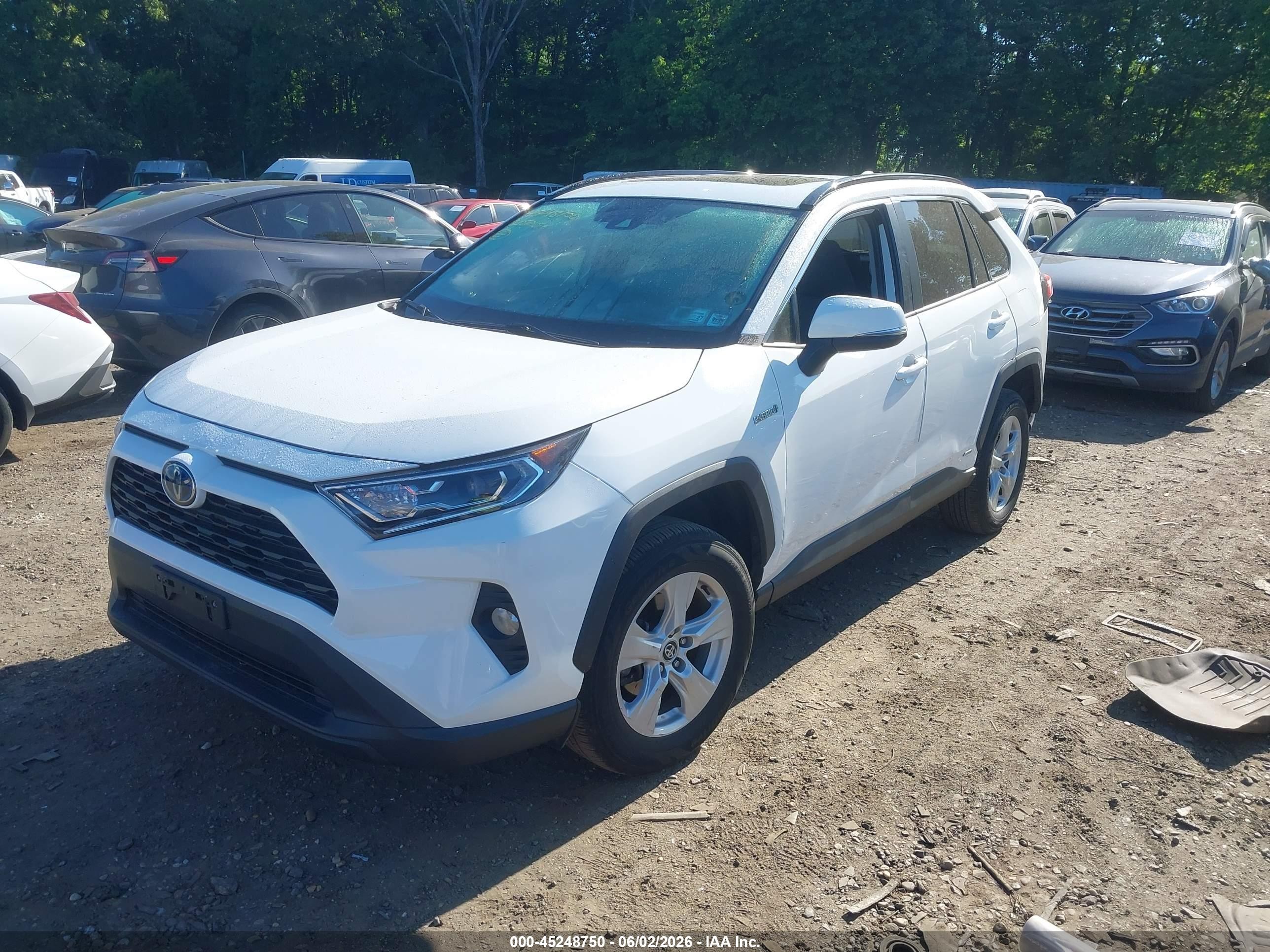 2020 Toyota Rav4 Hybrid Xle Белый vin: 2T3RWRFV4LW093764
