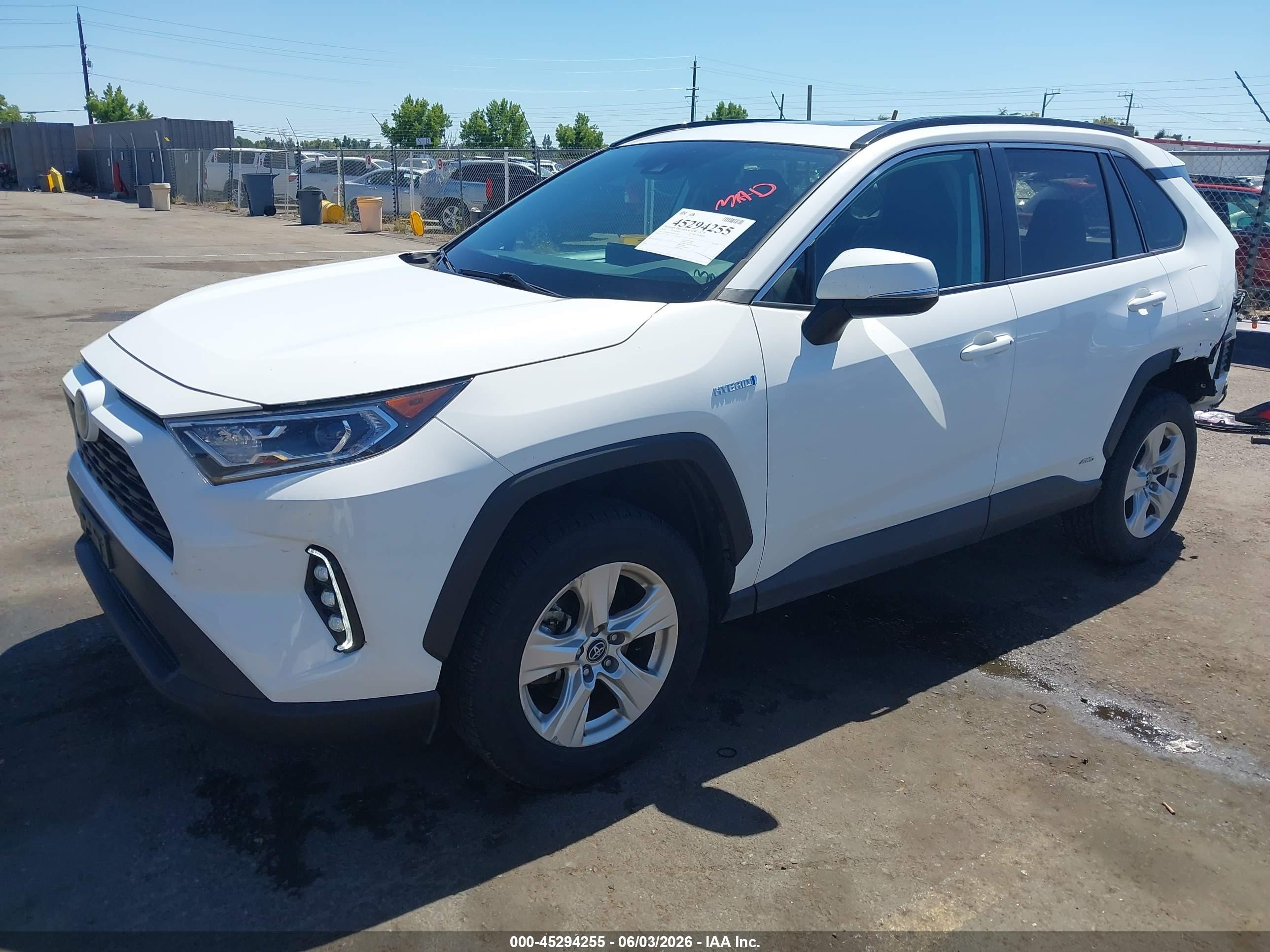 2019 Toyota Rav4 Hybrid Xle Белый vin: 2T3RWRFV5KW025388