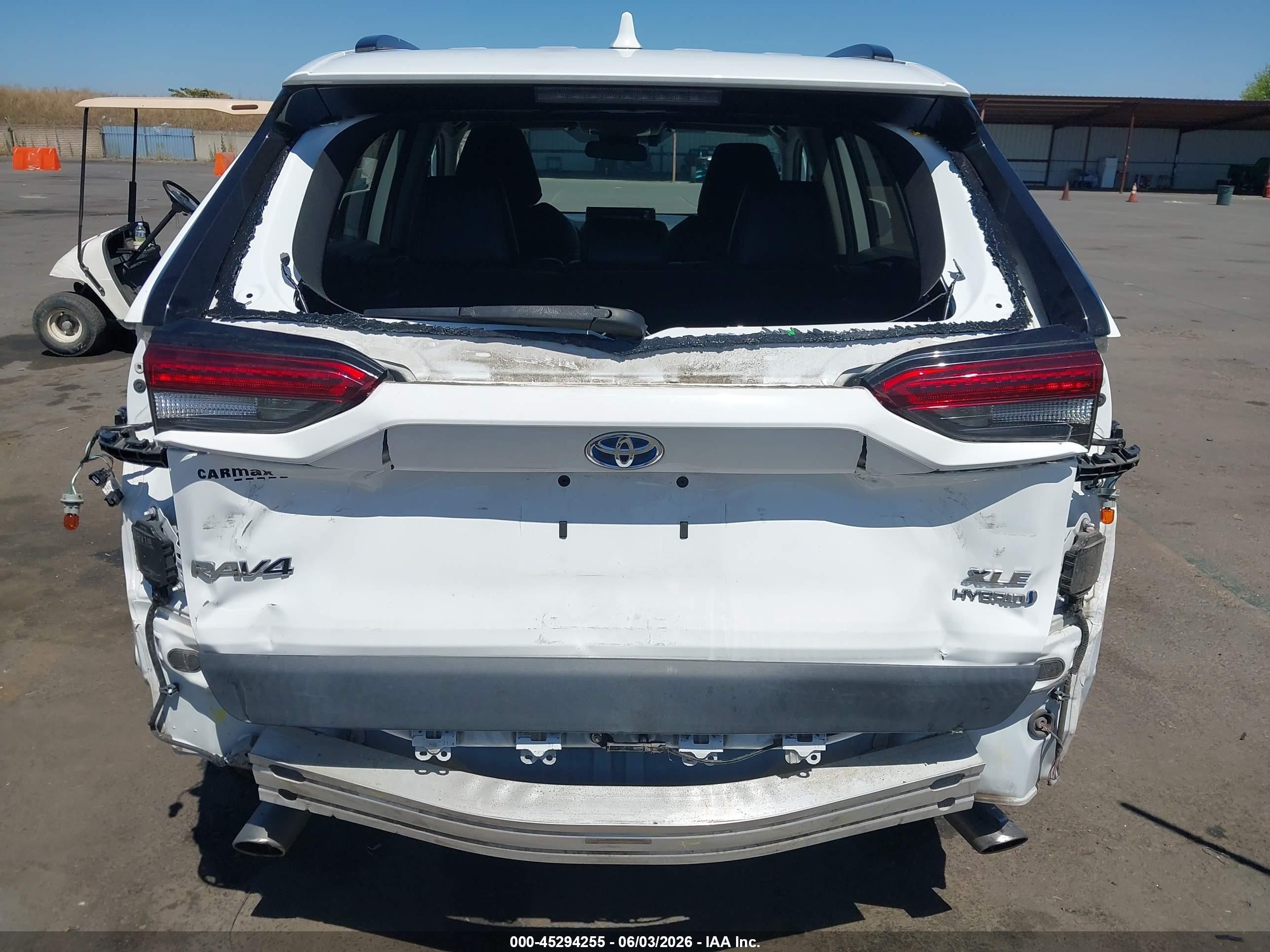 2019 Toyota Rav4 Hybrid Xle Белый vin: 2T3RWRFV5KW025388
