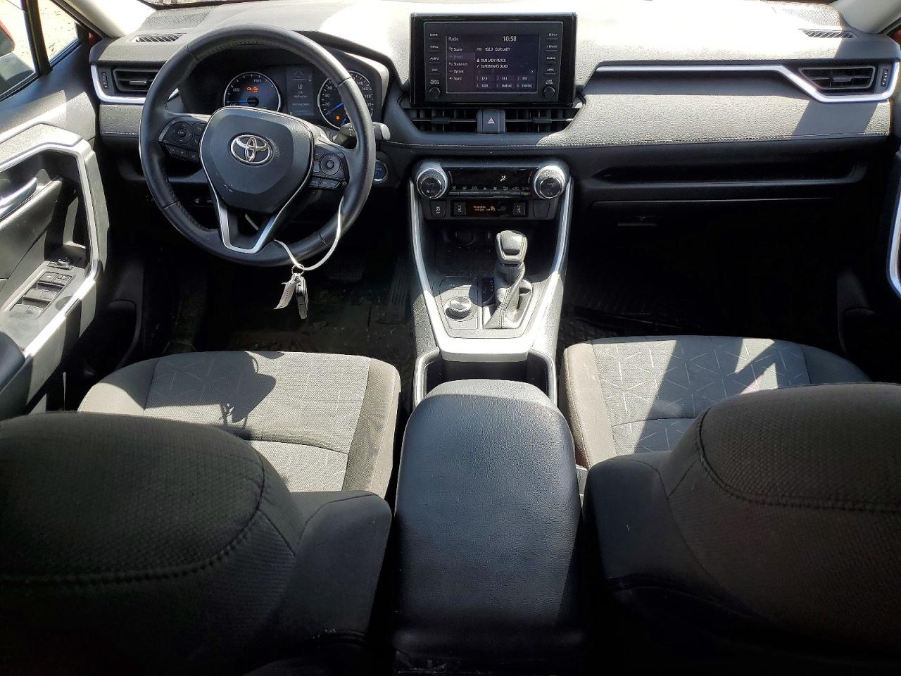 2022 Toyota Rav4 Xle Red vin: 2T3RWRFV6NW133989