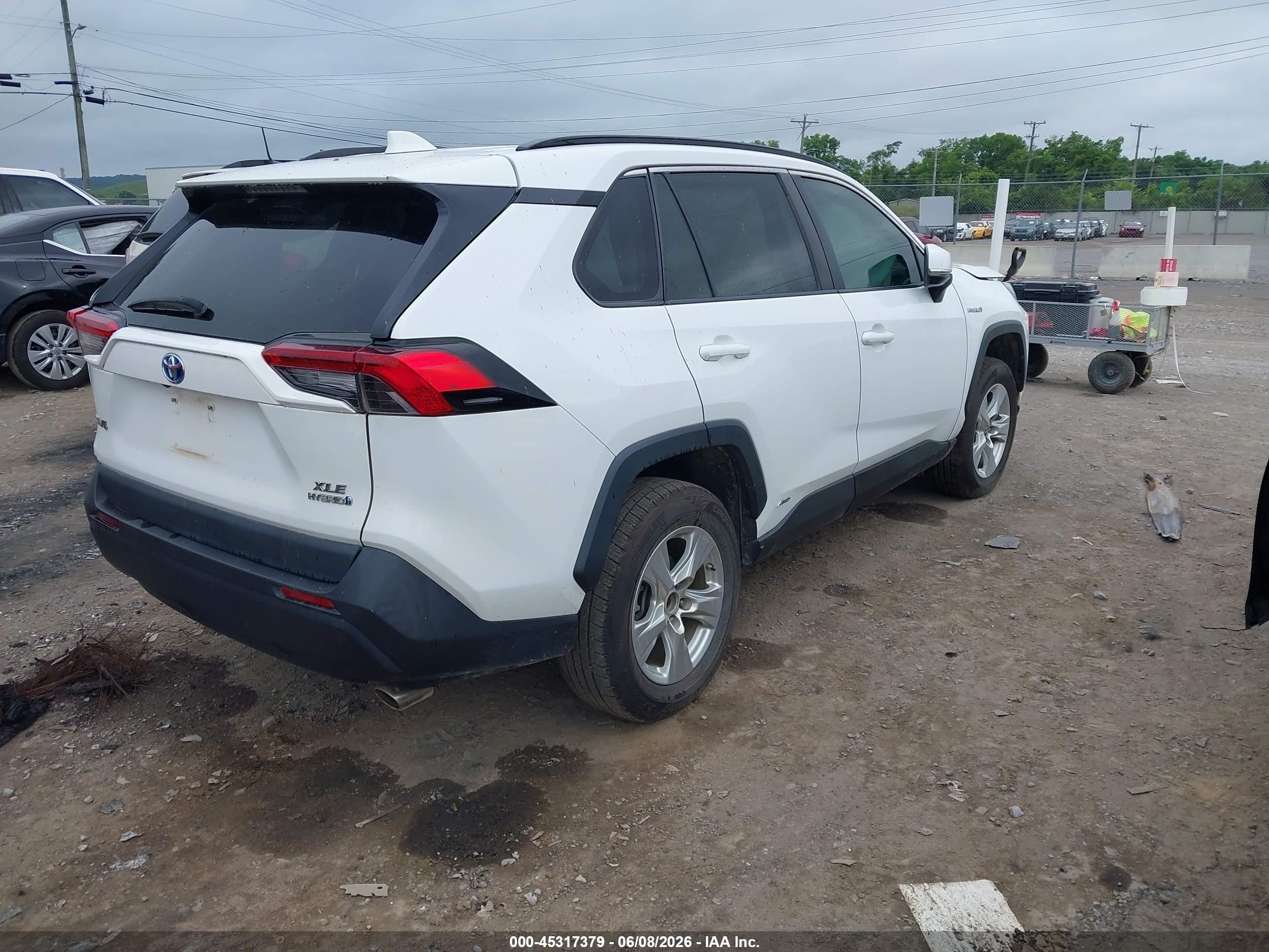 2019 Toyota Rav4 Hybrid Xle White vin: 2T3RWRFV9KW024955