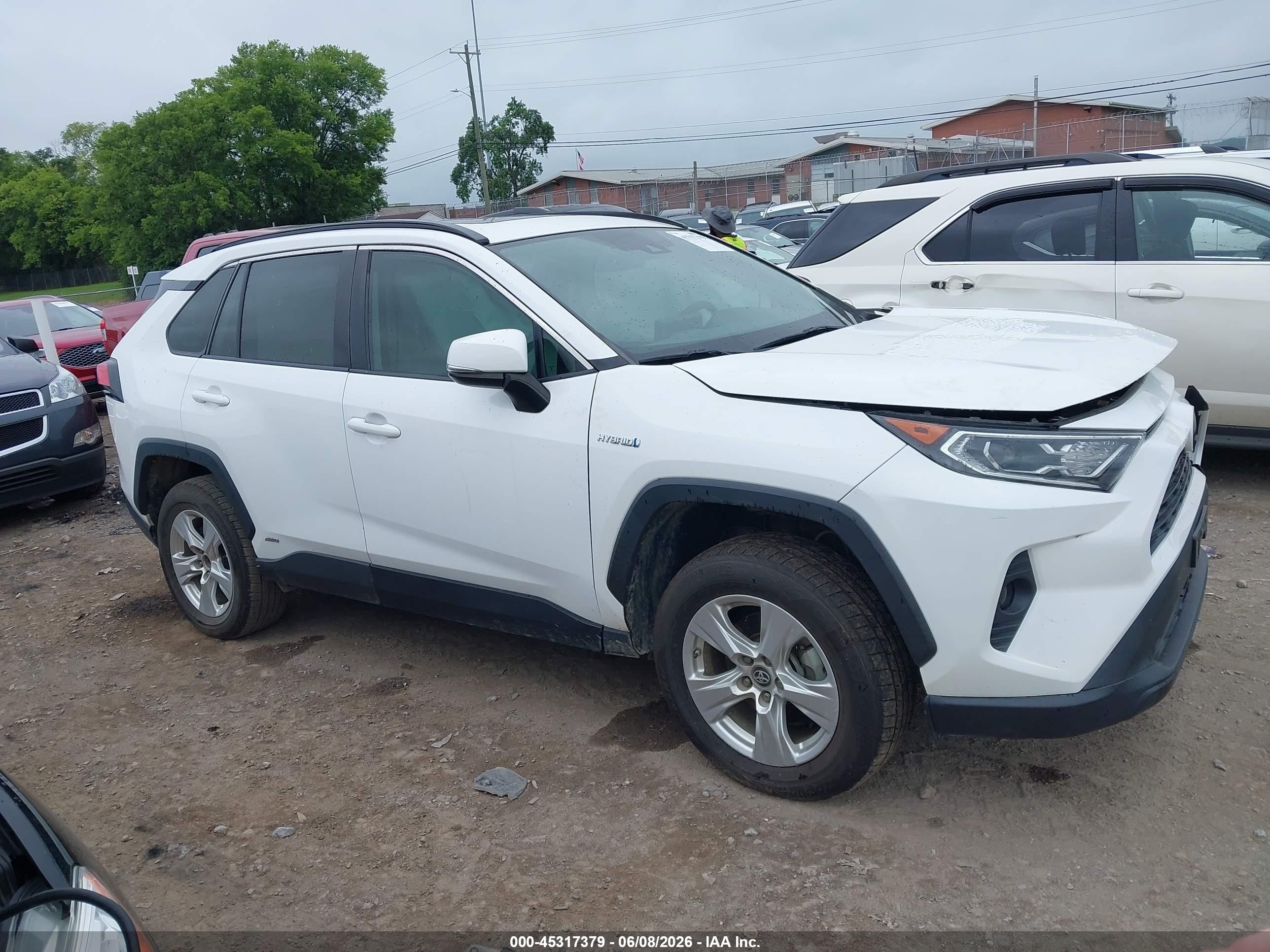 2019 Toyota Rav4 Hybrid Xle White vin: 2T3RWRFV9KW024955