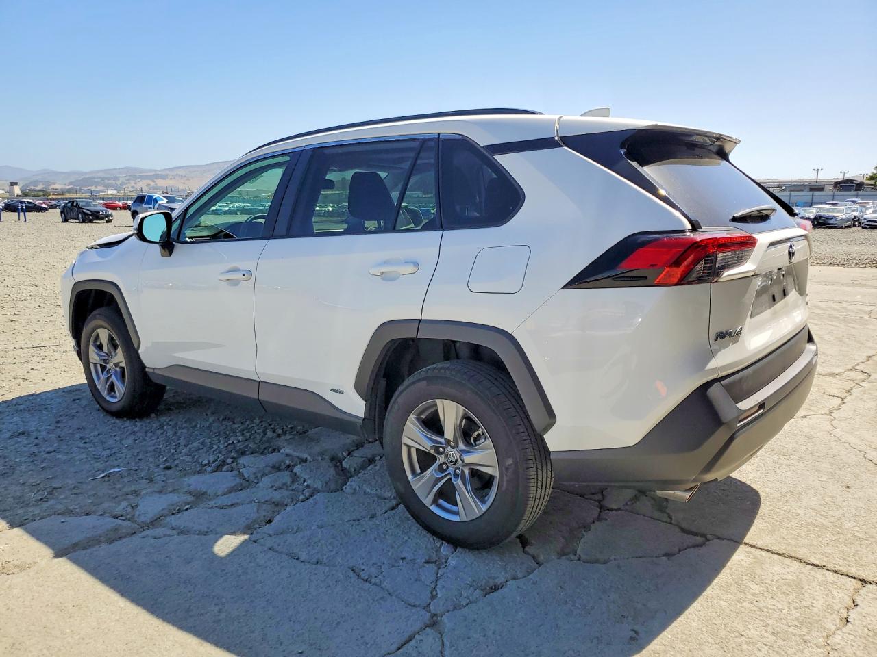 2024 Toyota Rav4 Hybrid Xle White vin: 2T3RWRFV9RW188913