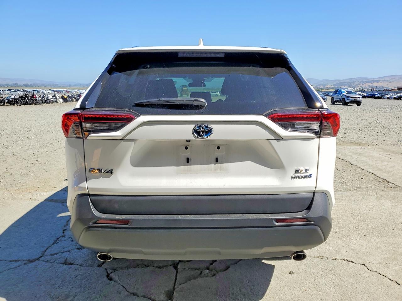 2024 Toyota Rav4 Hybrid Xle White vin: 2T3RWRFV9RW188913
