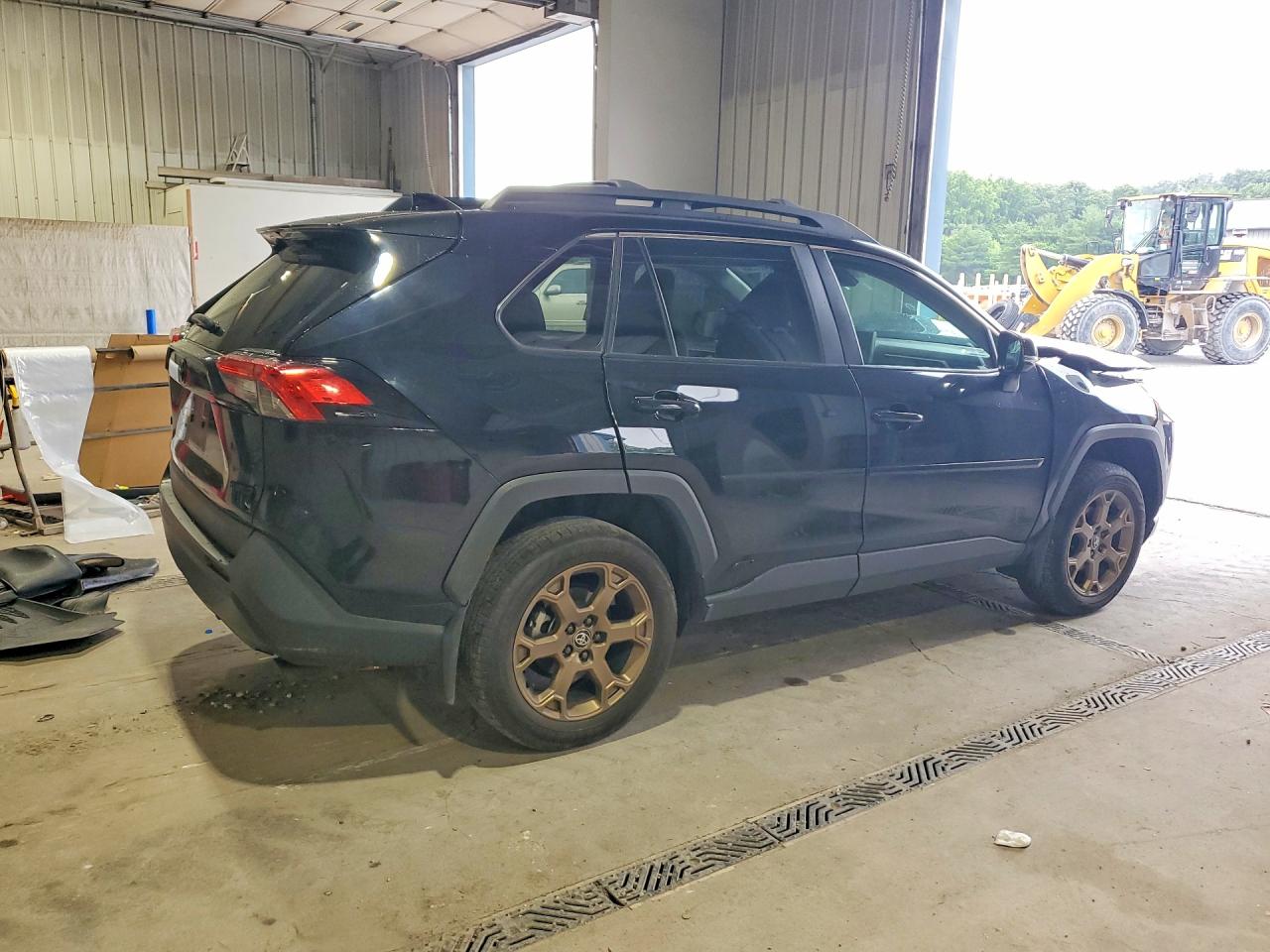 2024 Toyota Rav4 Woodland Edition Черный vin: 2T3UWRFV0RW230931
