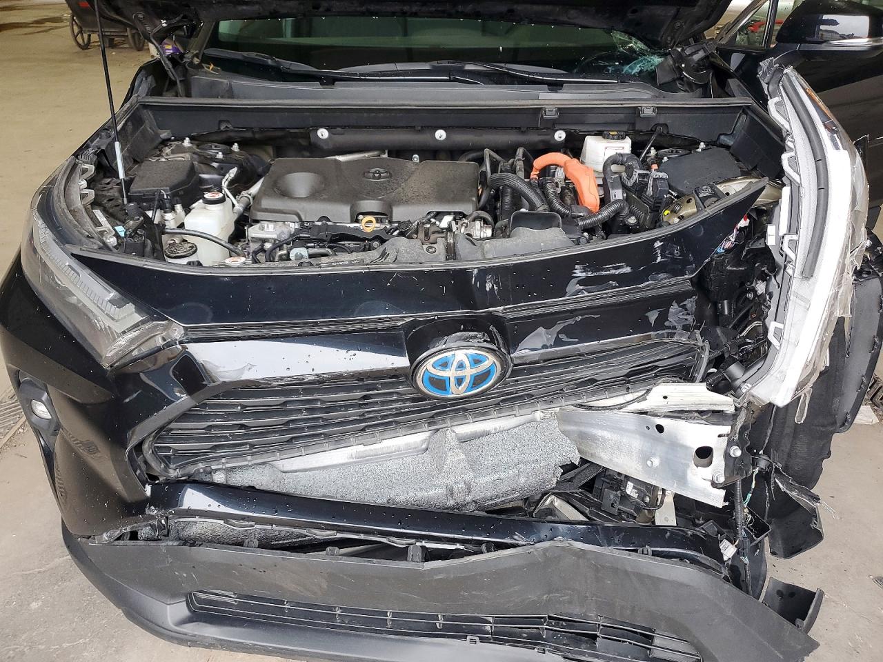 2024 Toyota Rav4 Woodland Edition Черный vin: 2T3UWRFV0RW230931