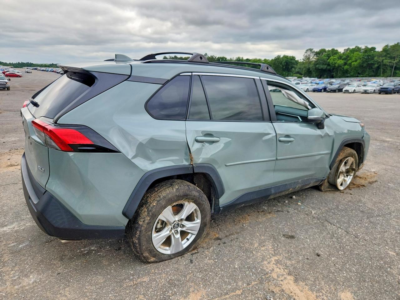 2020 Toyota Rav4 Xle Green vin: 2T3W1RFV0LW074775