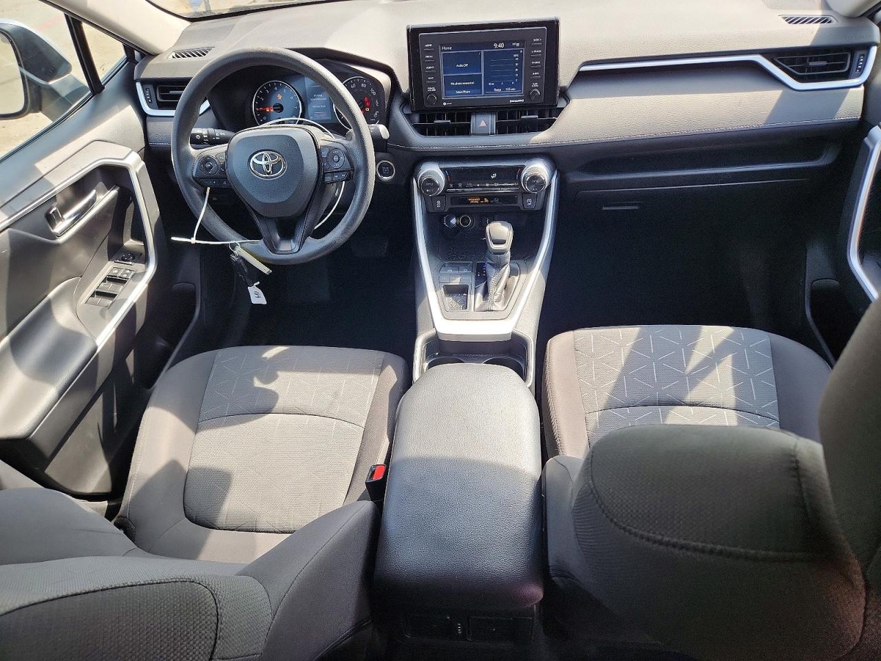 2020 Toyota Rav4 Xle Silver vin: 2T3W1RFV0LW096663
