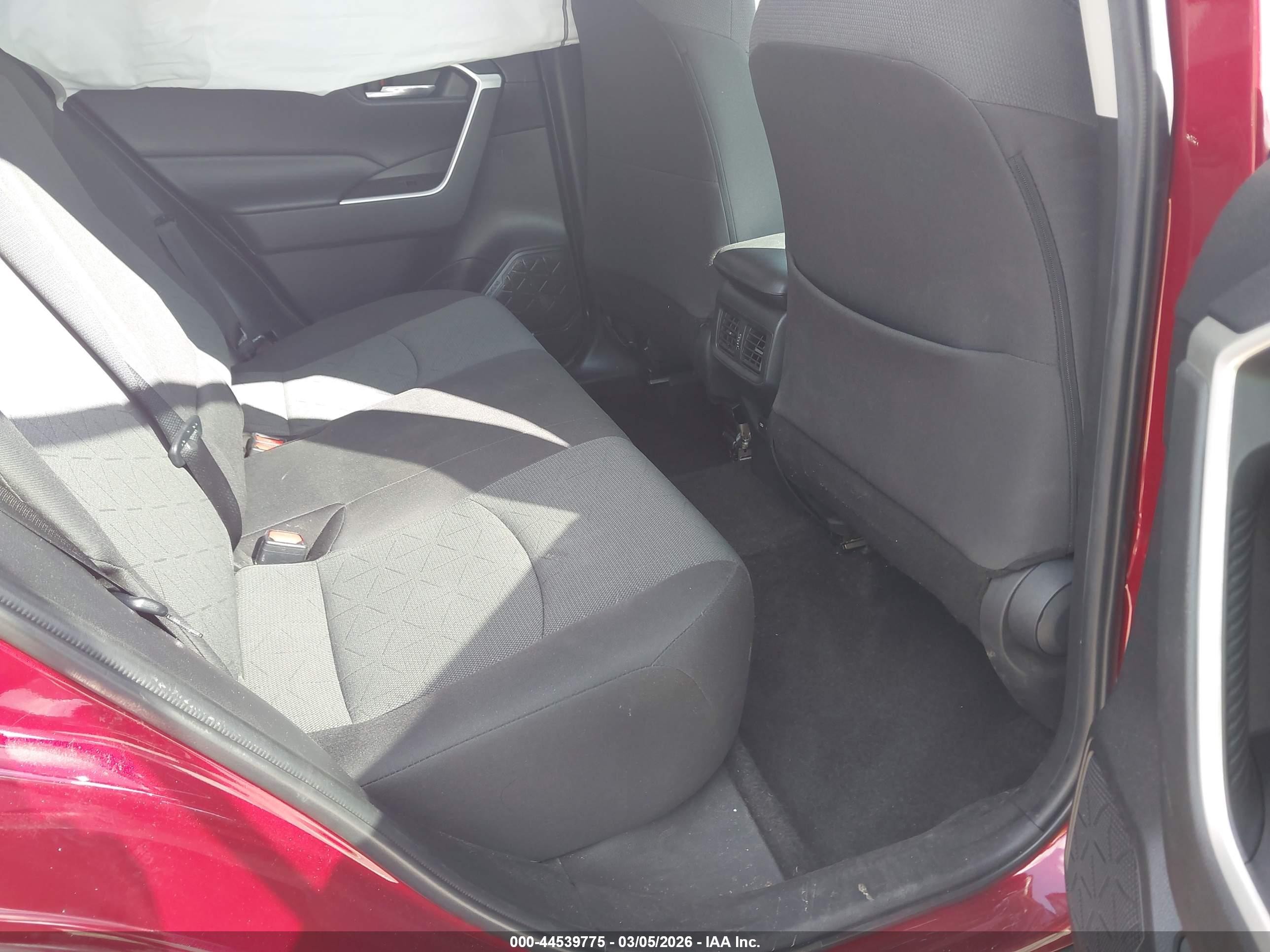 2022 Toyota Rav4 Xle Красный vin: 2T3W1RFV0NW192666