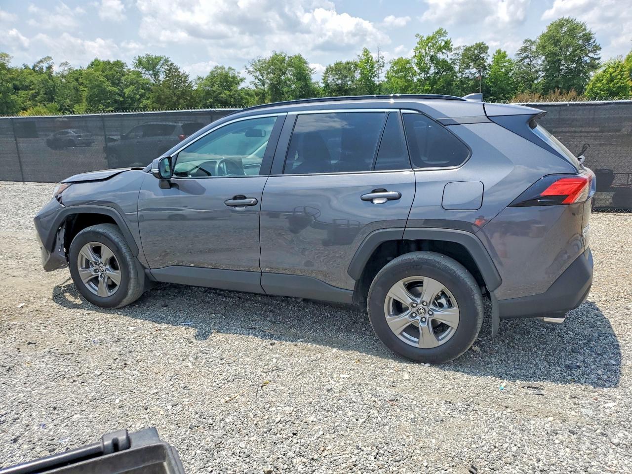 2025 Toyota Rav4 Xle Charcoal vin: 2T3W1RFV0SC363154