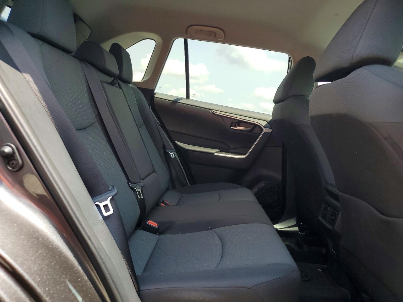 2025 Toyota Rav4 Xle Charcoal vin: 2T3W1RFV0SC363154