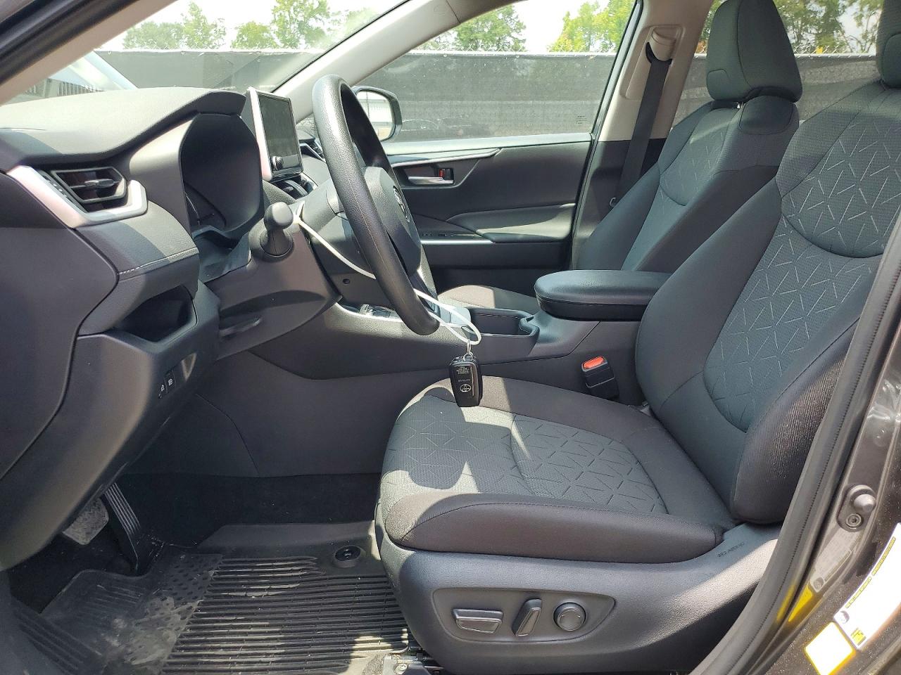 2025 Toyota Rav4 Xle Charcoal vin: 2T3W1RFV0SC363154