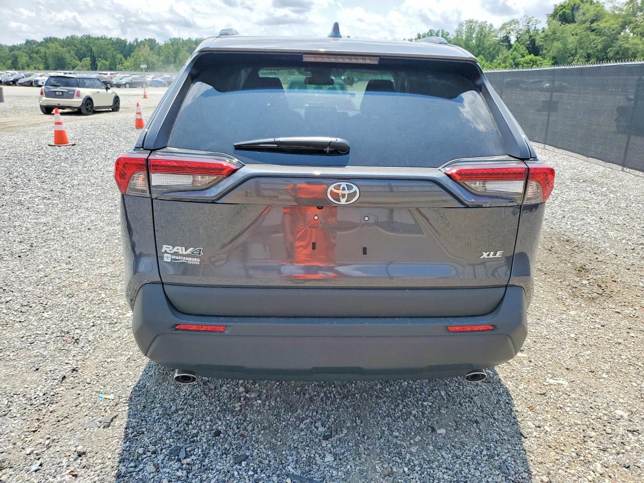 2025 Toyota Rav4 Xle Charcoal vin: 2T3W1RFV0SC363154
