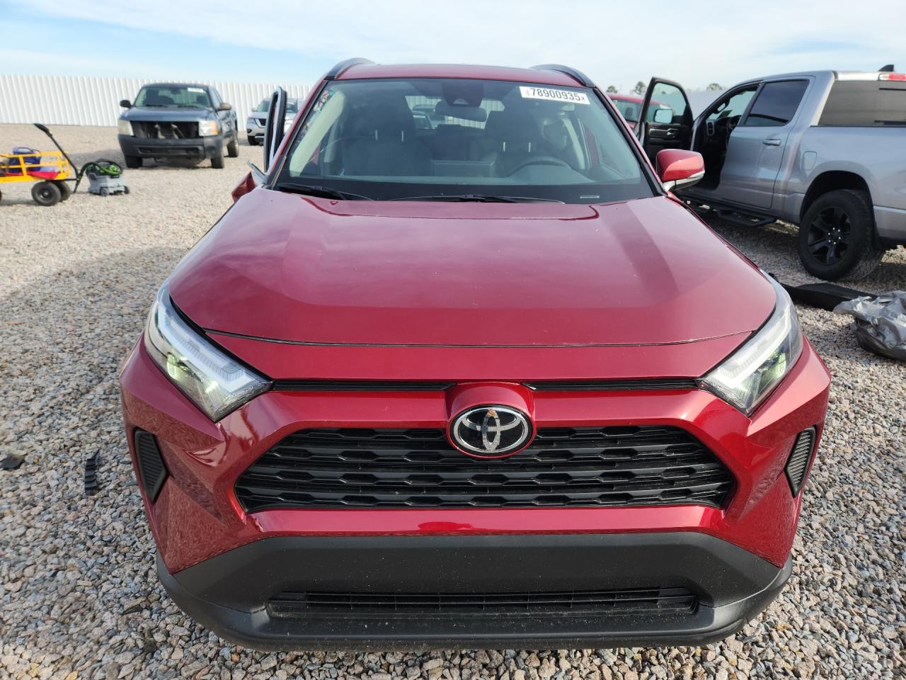 2025 Toyota Rav4 Xle Red vin: 2T3W1RFV1SW435302