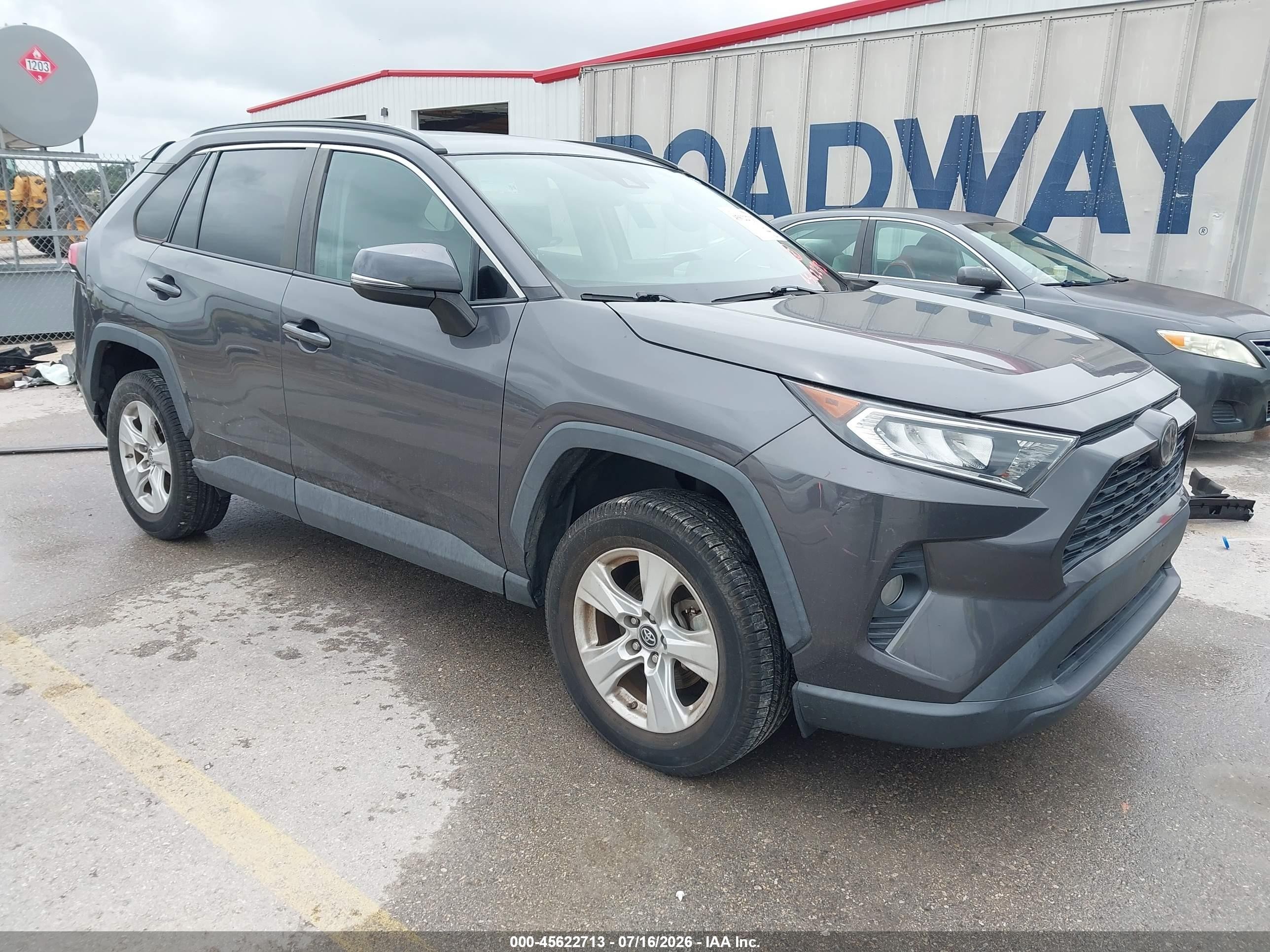 2019 Toyota Rav4 Xle Gray vin: 2T3W1RFV2KW014480