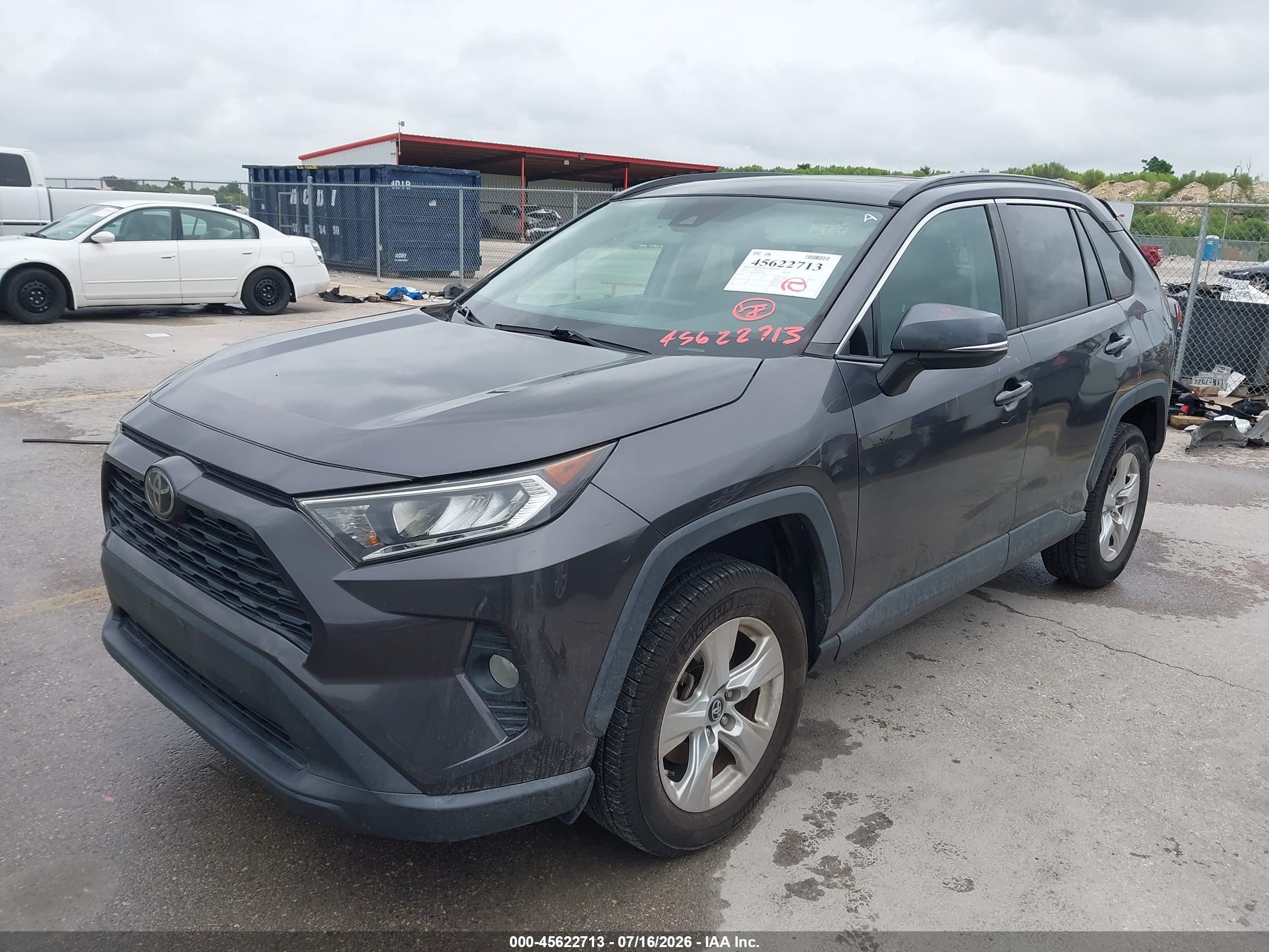 2019 Toyota Rav4 Xle Gray vin: 2T3W1RFV2KW014480
