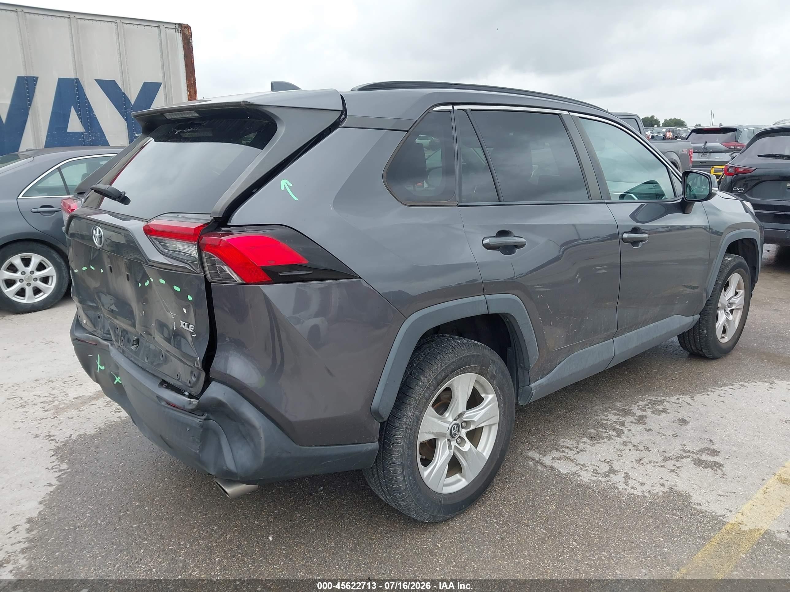 2019 Toyota Rav4 Xle Gray vin: 2T3W1RFV2KW014480