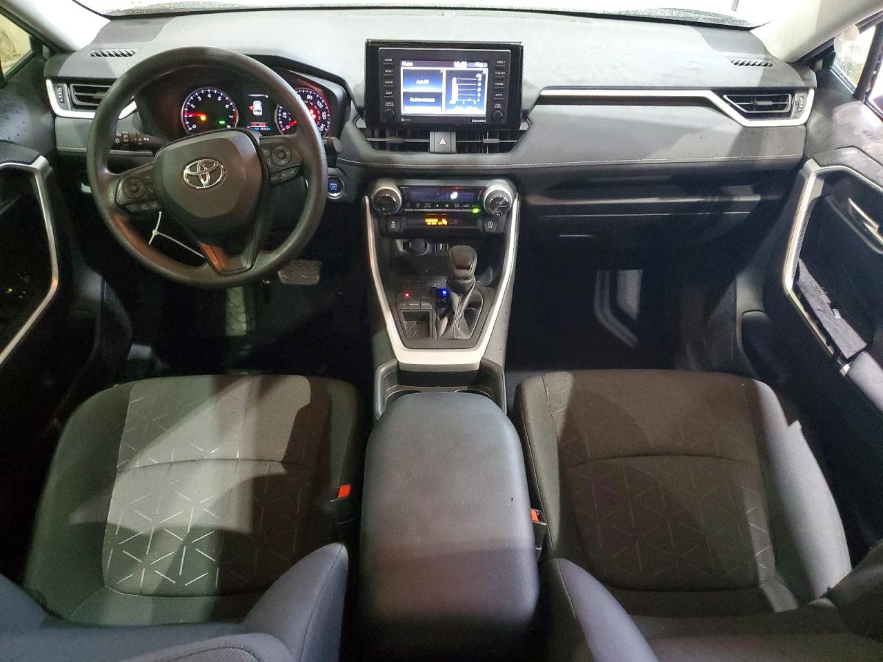 2020 Toyota Rav4 Xle Silver vin: 2T3W1RFV2LC066386