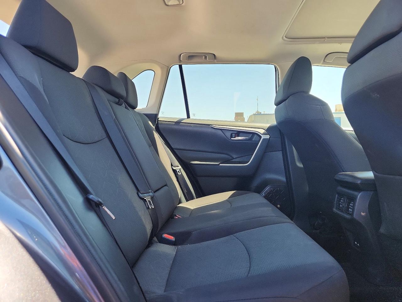 2021 Toyota Rav4 Xle Gray vin: 2T3W1RFV2MC133926