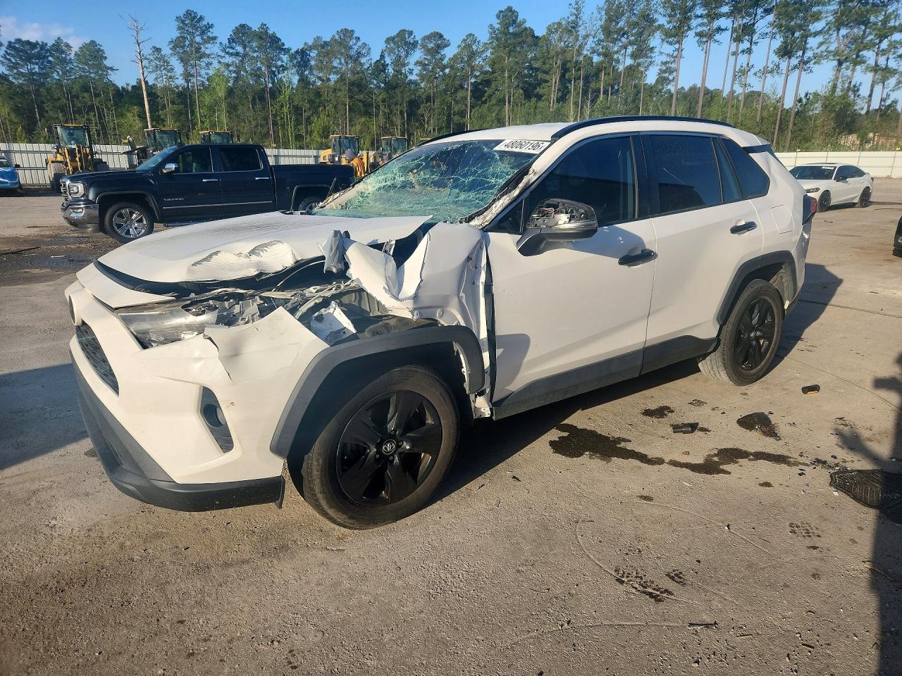 2021 Toyota Rav4 Xle White vin: 2T3W1RFV2MW116431