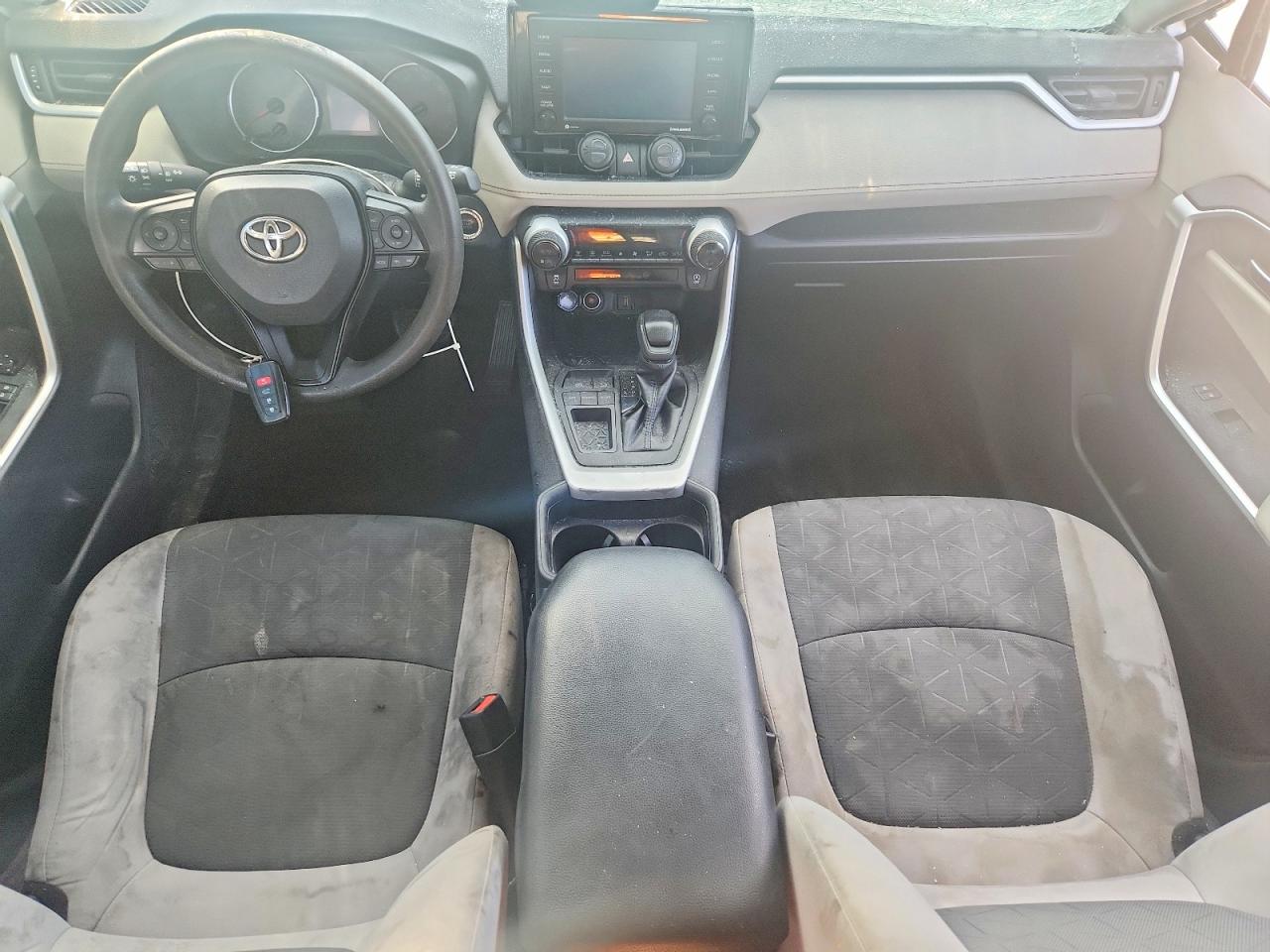 2021 Toyota Rav4 Xle White vin: 2T3W1RFV2MW116431