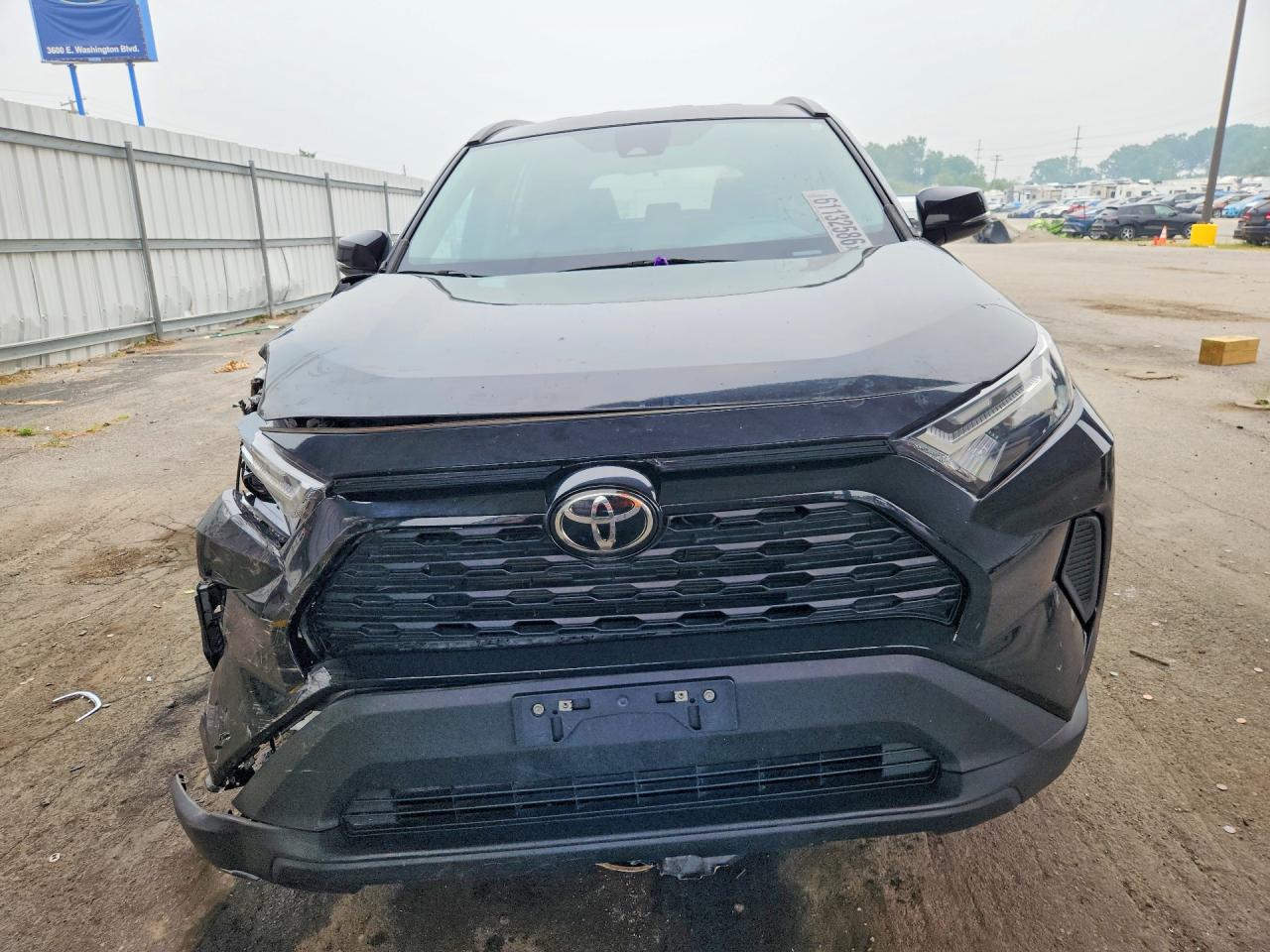 2024 Toyota Rav4 Xle Black vin: 2T3W1RFV2RC261588