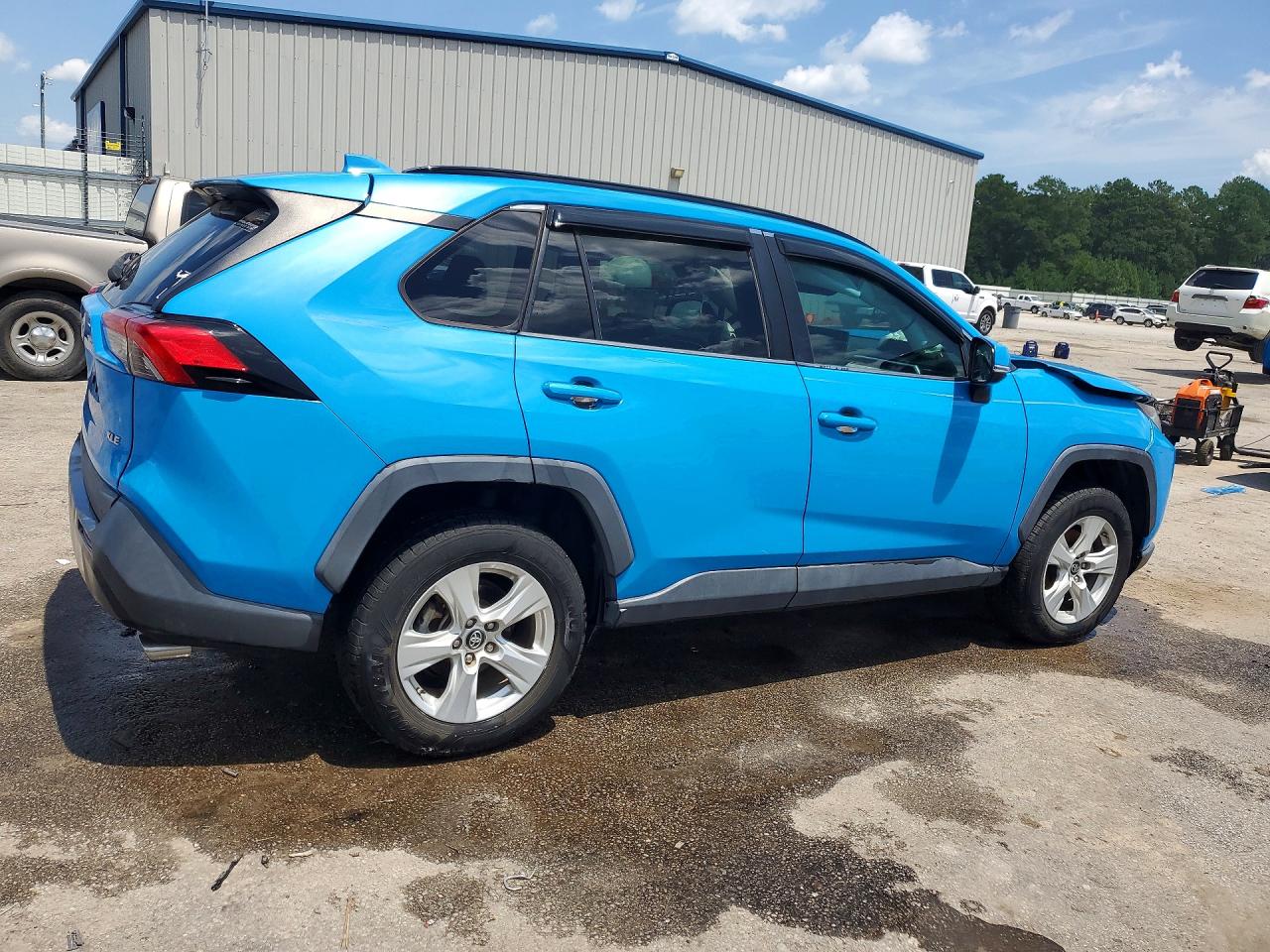 2019 Toyota Rav4 Xle Turquoise vin: 2T3W1RFV3KW007442