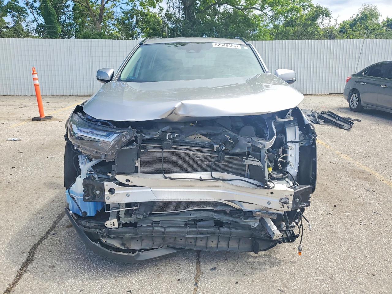 2023 Toyota Rav4 Xle Серебряный vin: 2T3W1RFV3PC232372