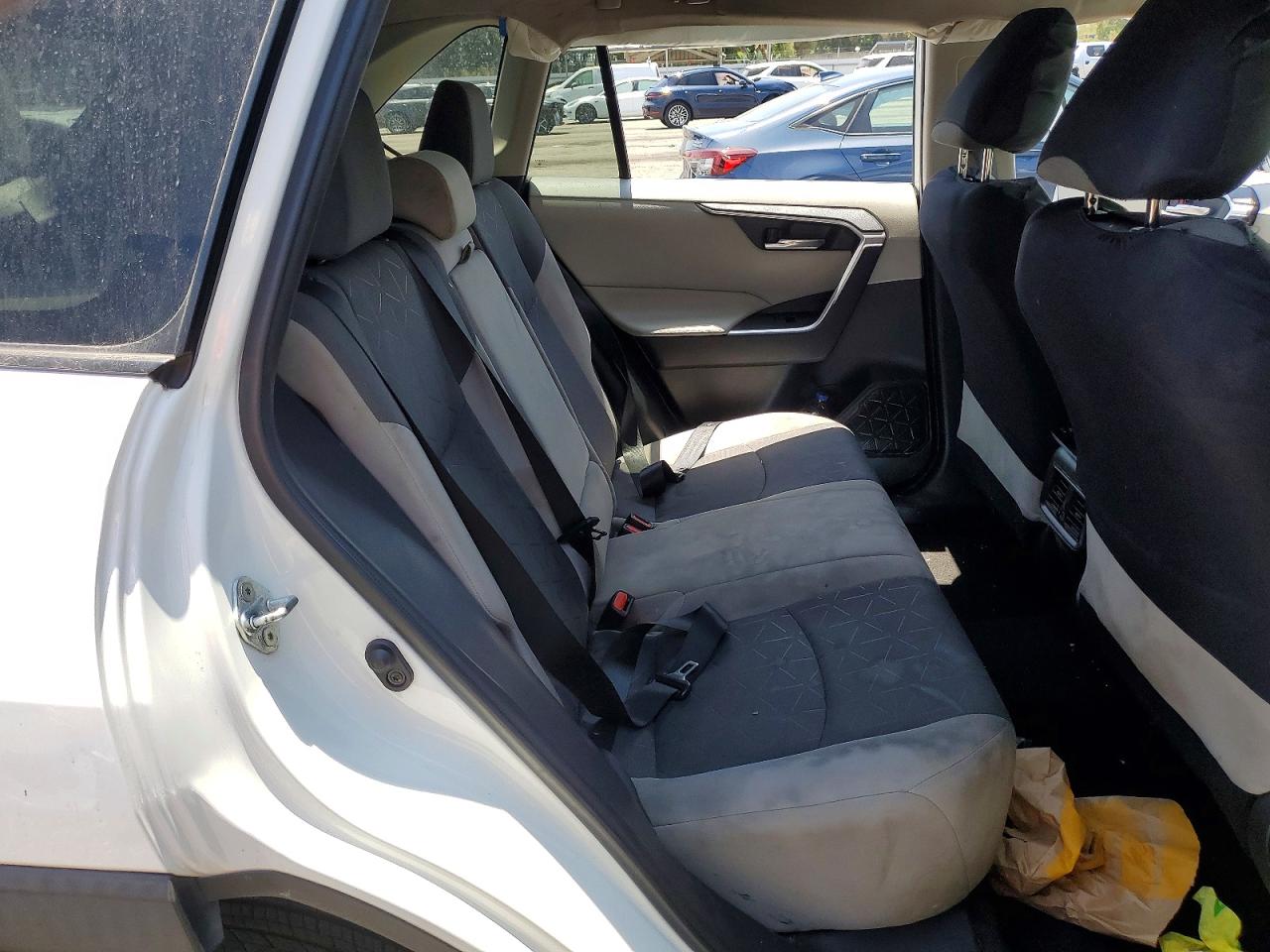 2021 Toyota Rav4 Xle White vin: 2T3W1RFV4MC107084