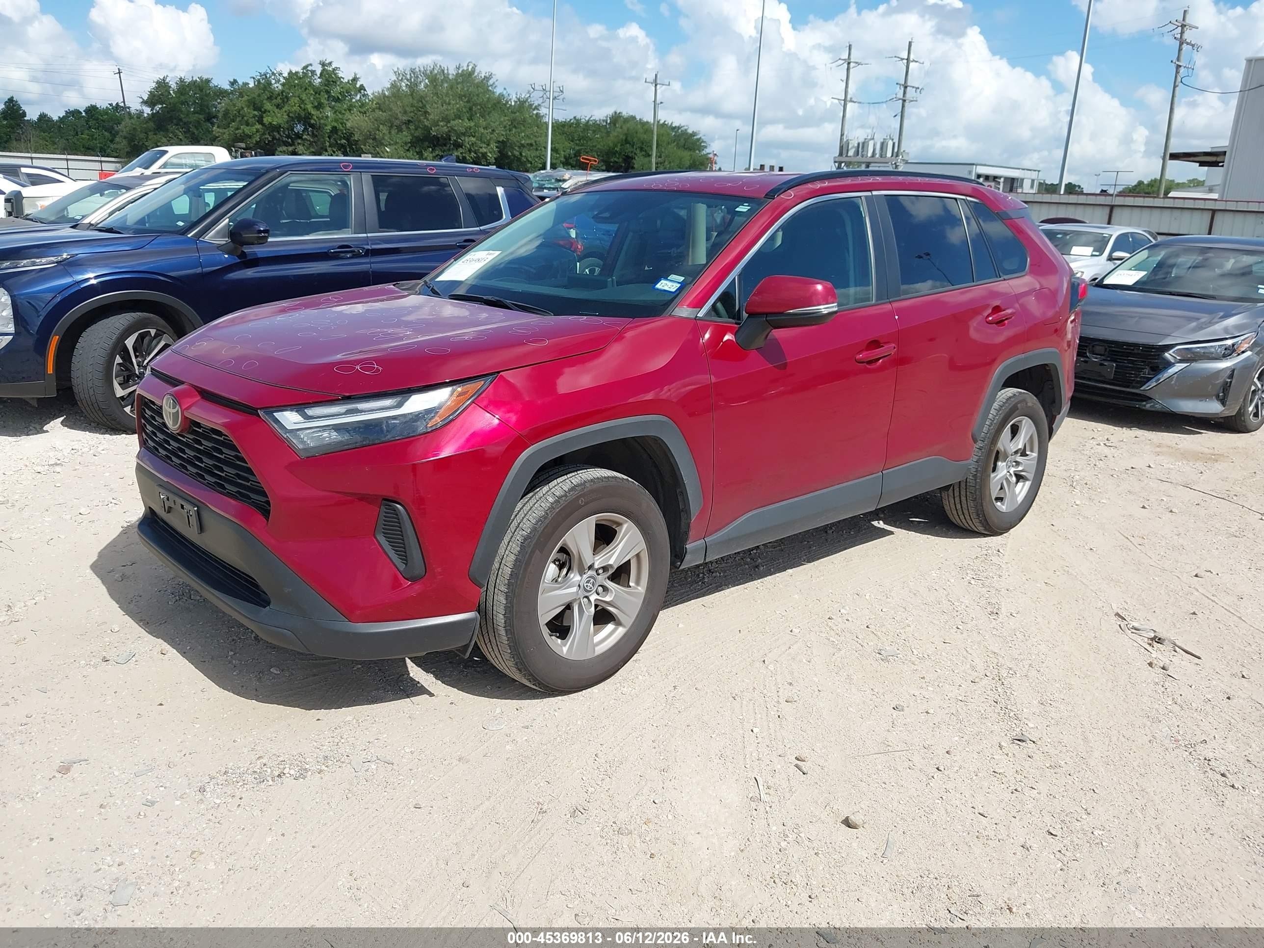 2025 Toyota Rav4 Xle Red vin: 2T3W1RFV4SW373247
