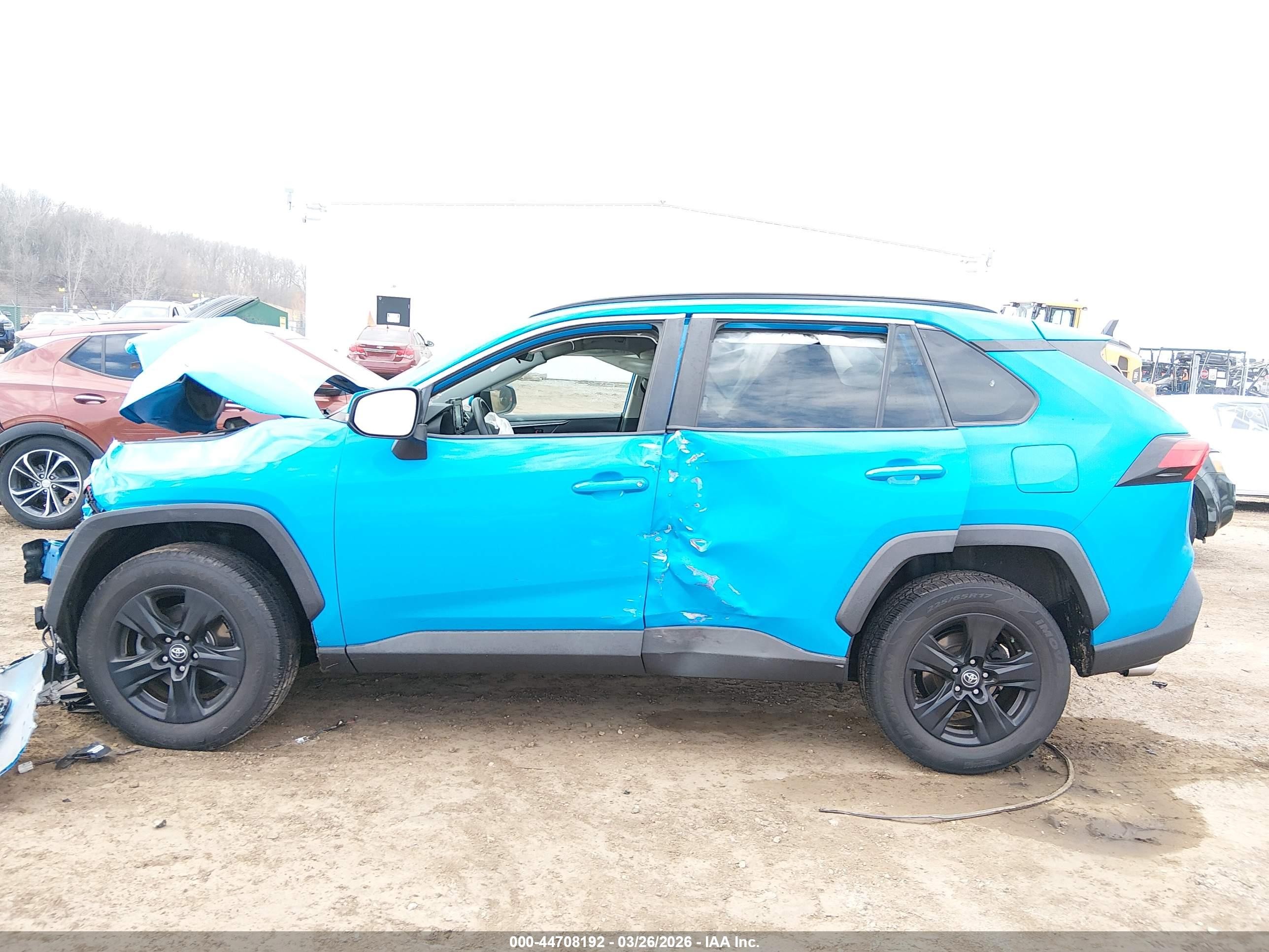 2021 Toyota Rav4 Xle Blue vin: 2T3W1RFV5MC085970