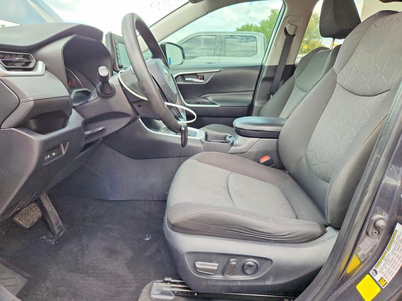 2021 Toyota Rav4 Xle Gray vin: 2T3W1RFV5MC114545